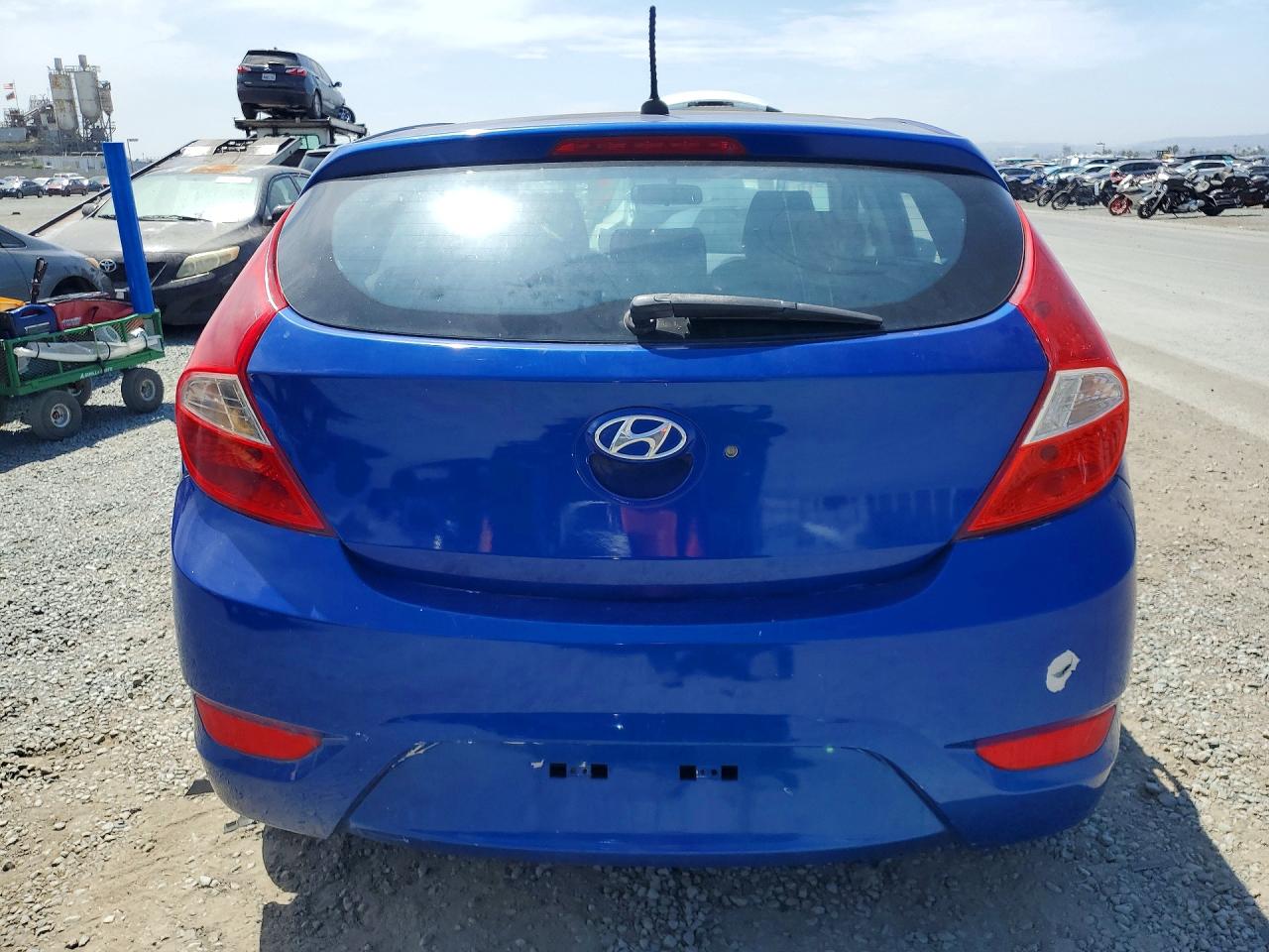 2014 Hyundai Accent Gs Blue vin: KMHCT5AEXEU189831