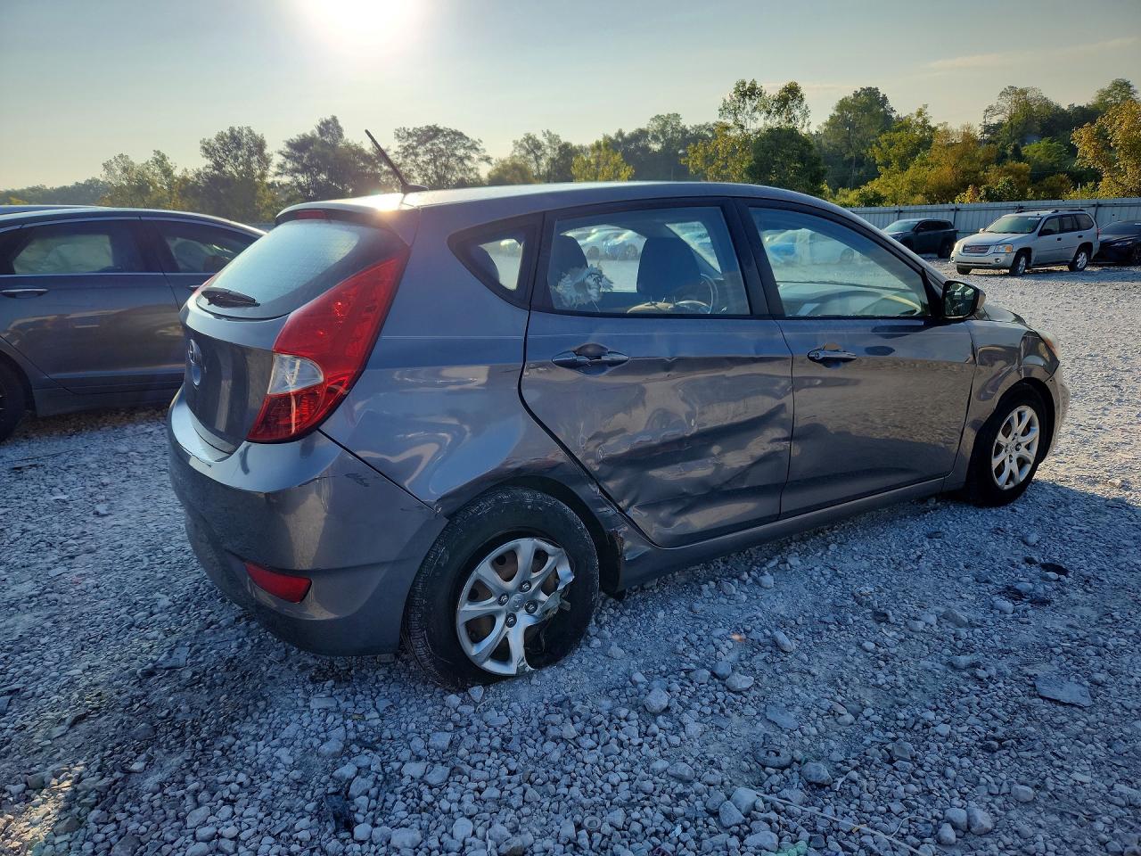 2014 Hyundai Accent Gs Gray vin: KMHCT5AEXEU194480