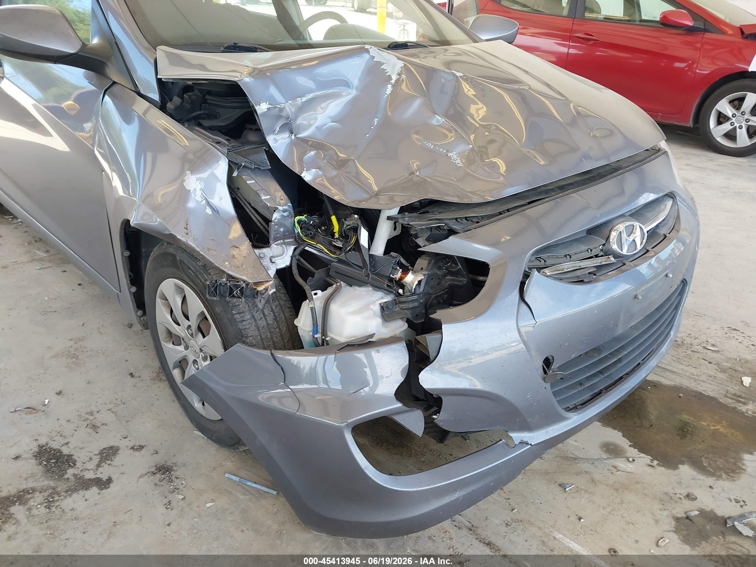 2016 Hyundai Accent Se Серебряный vin: KMHCT5AEXGU255250
