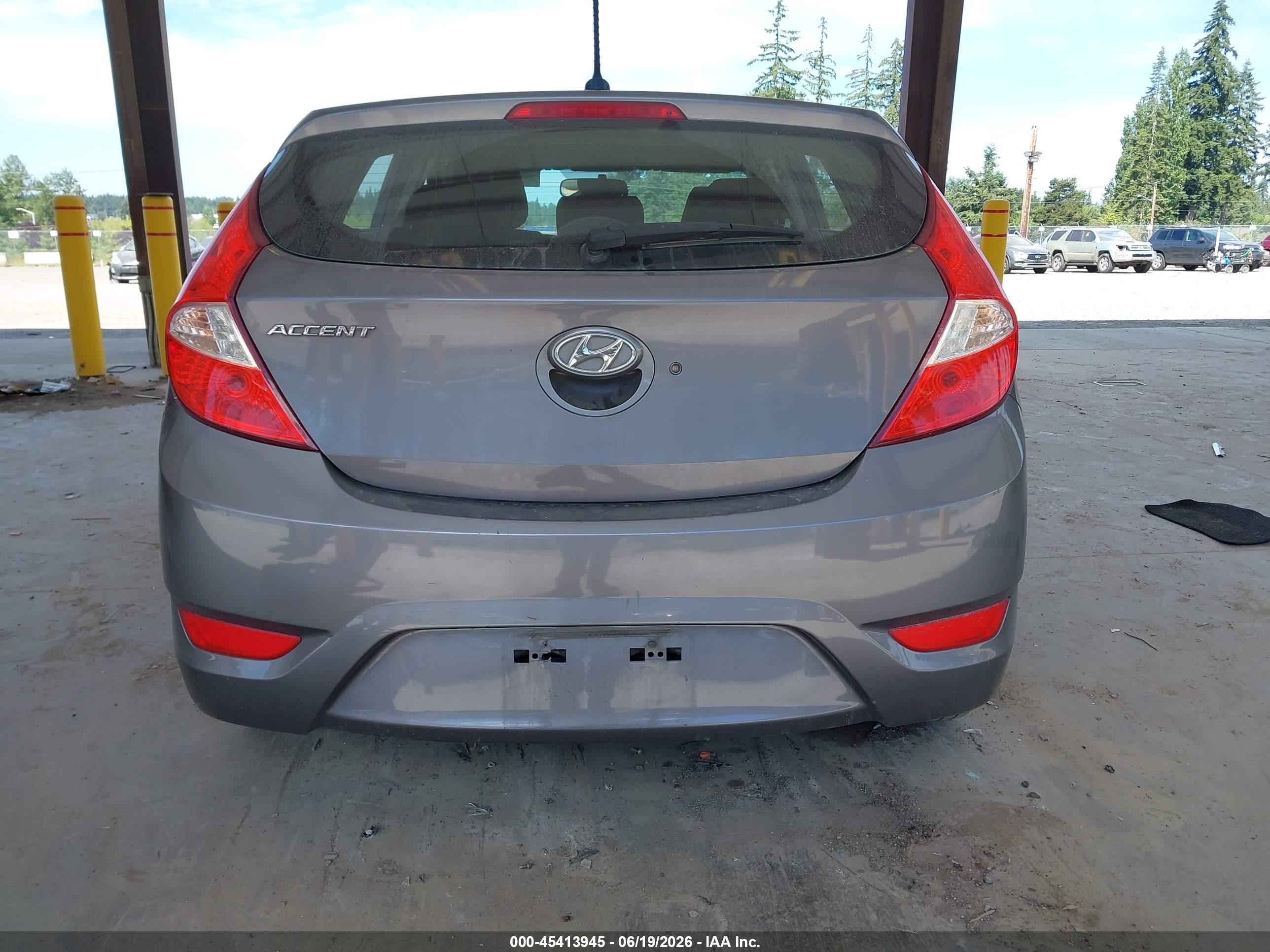 2016 Hyundai Accent Se Серебряный vin: KMHCT5AEXGU255250