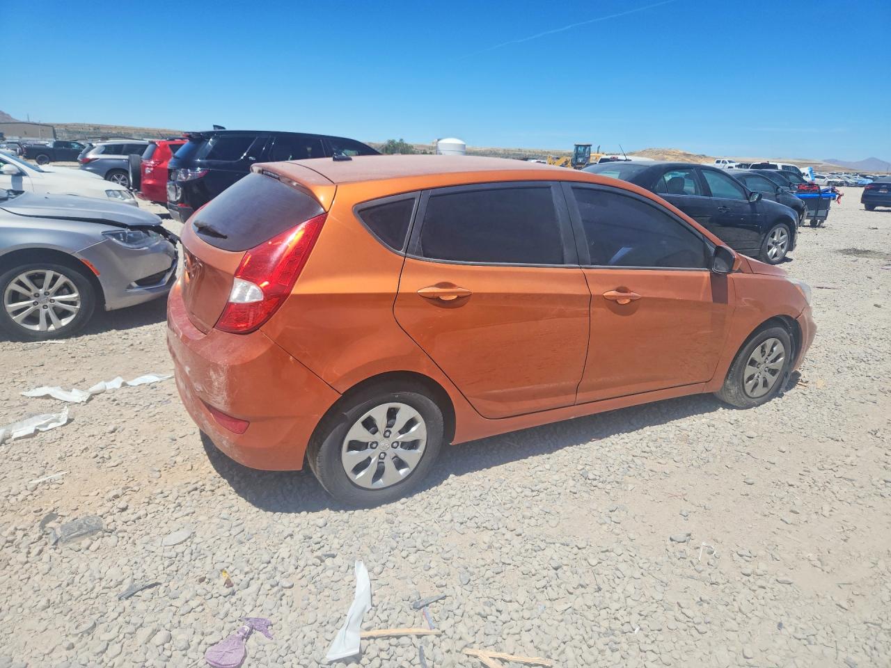 2017 Hyundai Accent Se Оранжевый vin: KMHCT5AEXHU311611