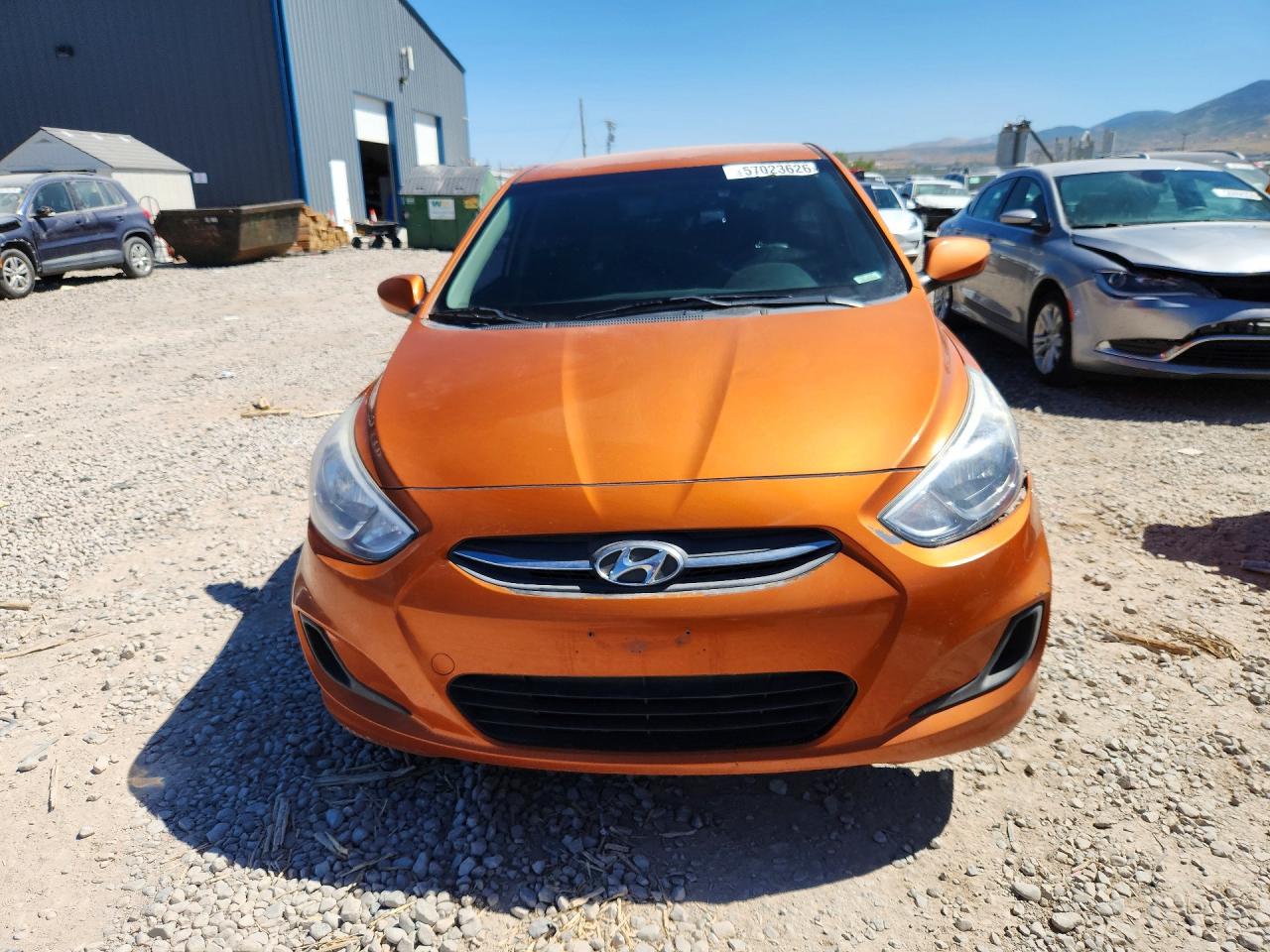 2017 Hyundai Accent Se Оранжевый vin: KMHCT5AEXHU311611