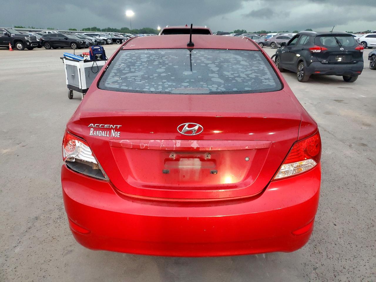 2012 Hyundai Accent Gls Красный vin: KMHCU4AE0CU055351