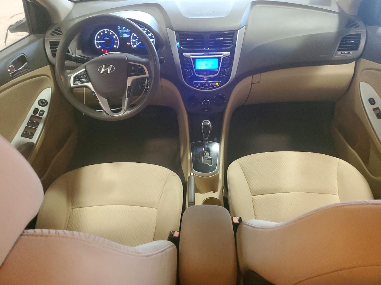 2012 Hyundai Accent Gls White vin: KMHCU4AE0CU070156