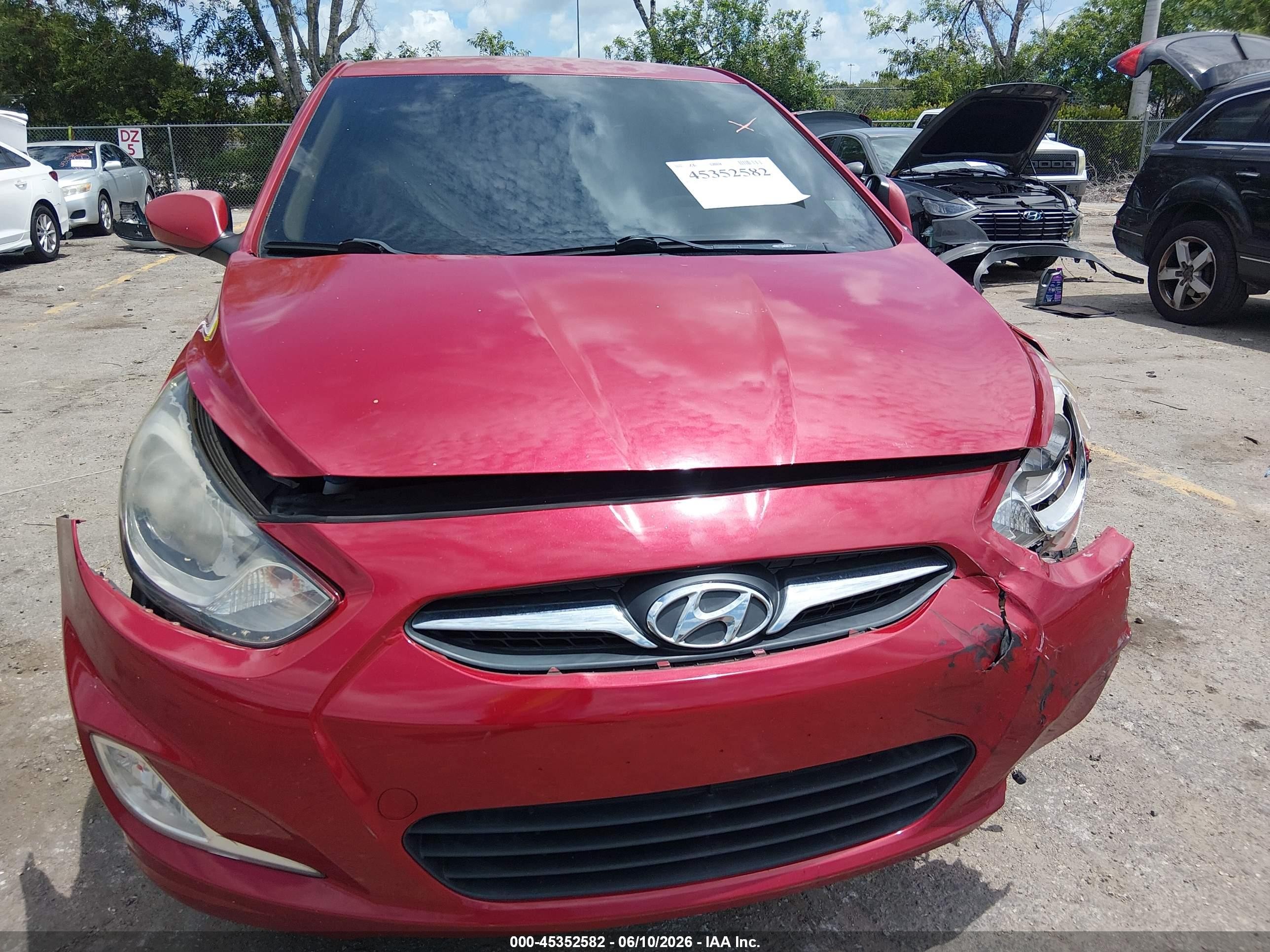 2013 Hyundai Accent Gls Red vin: KMHCU4AE0DU314812