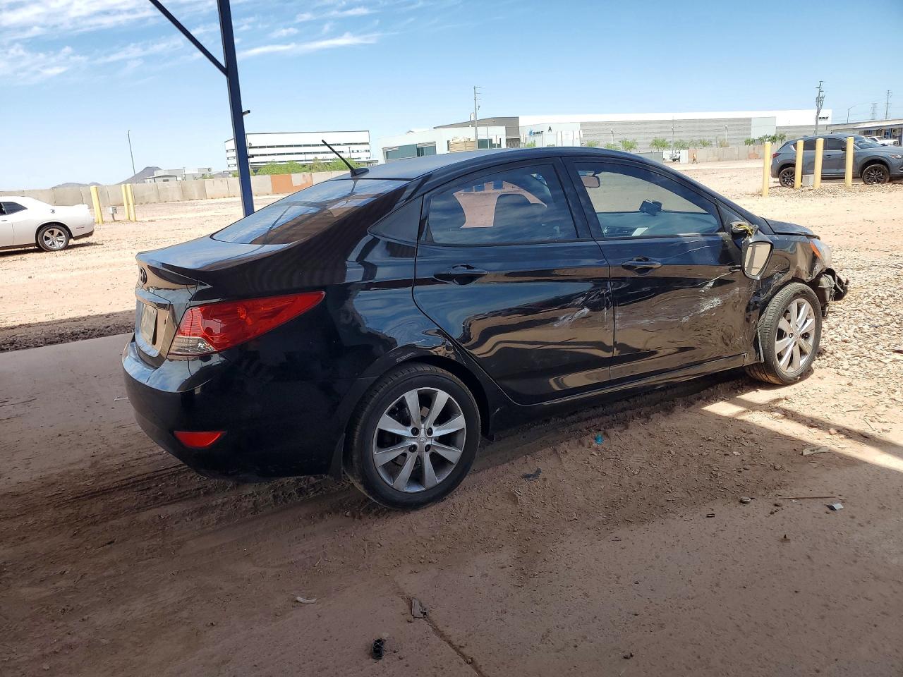 2013 Hyundai Accent Gls Черный vin: KMHCU4AE0DU574854