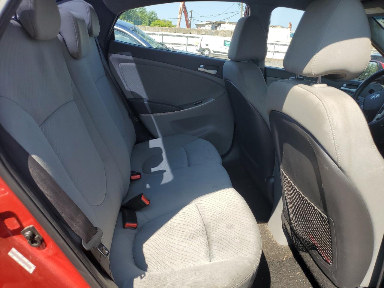 2015 Hyundai Accent Gls Red vin: KMHCU4AE0FU822555