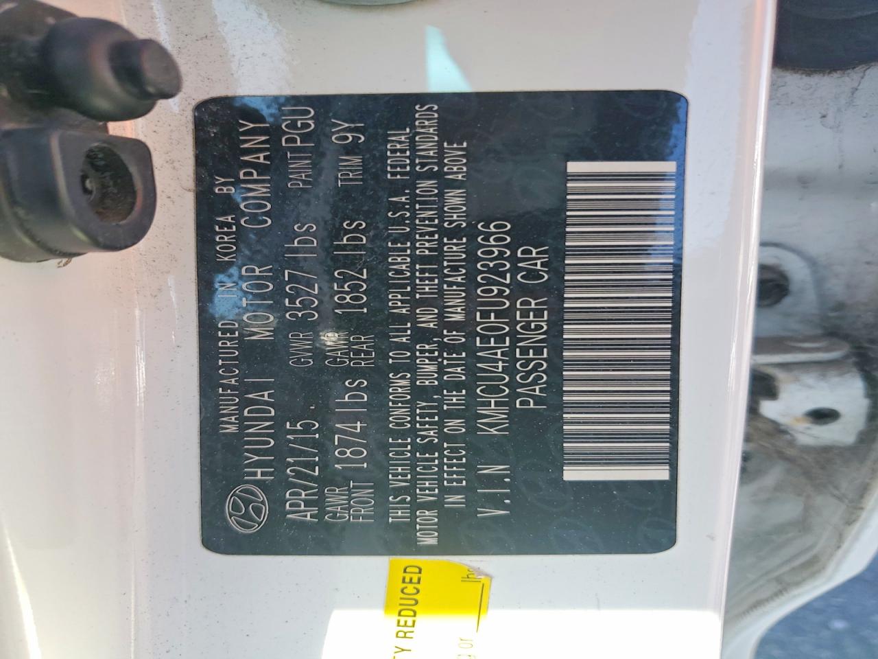 2015 Hyundai Accent Gls White vin: KMHCU4AE0FU923966