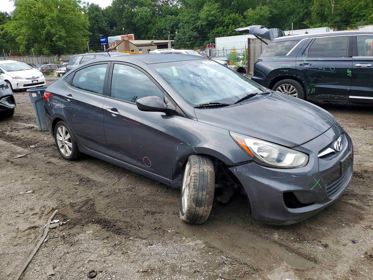 2012 Hyundai Accent Gls Gray vin: KMHCU4AE1CU043211