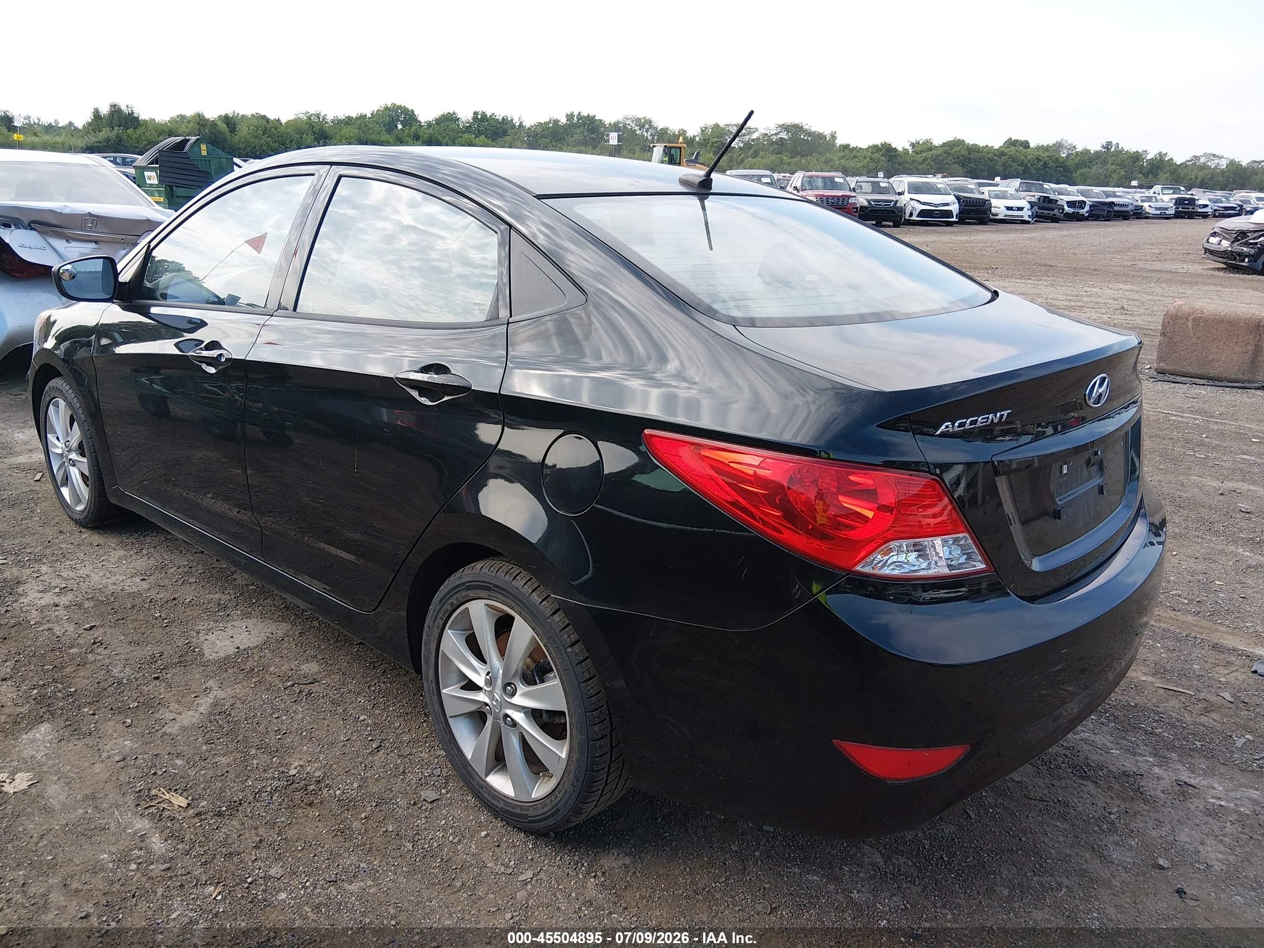 2012 Hyundai Accent Gls Черный vin: KMHCU4AE1CU213258