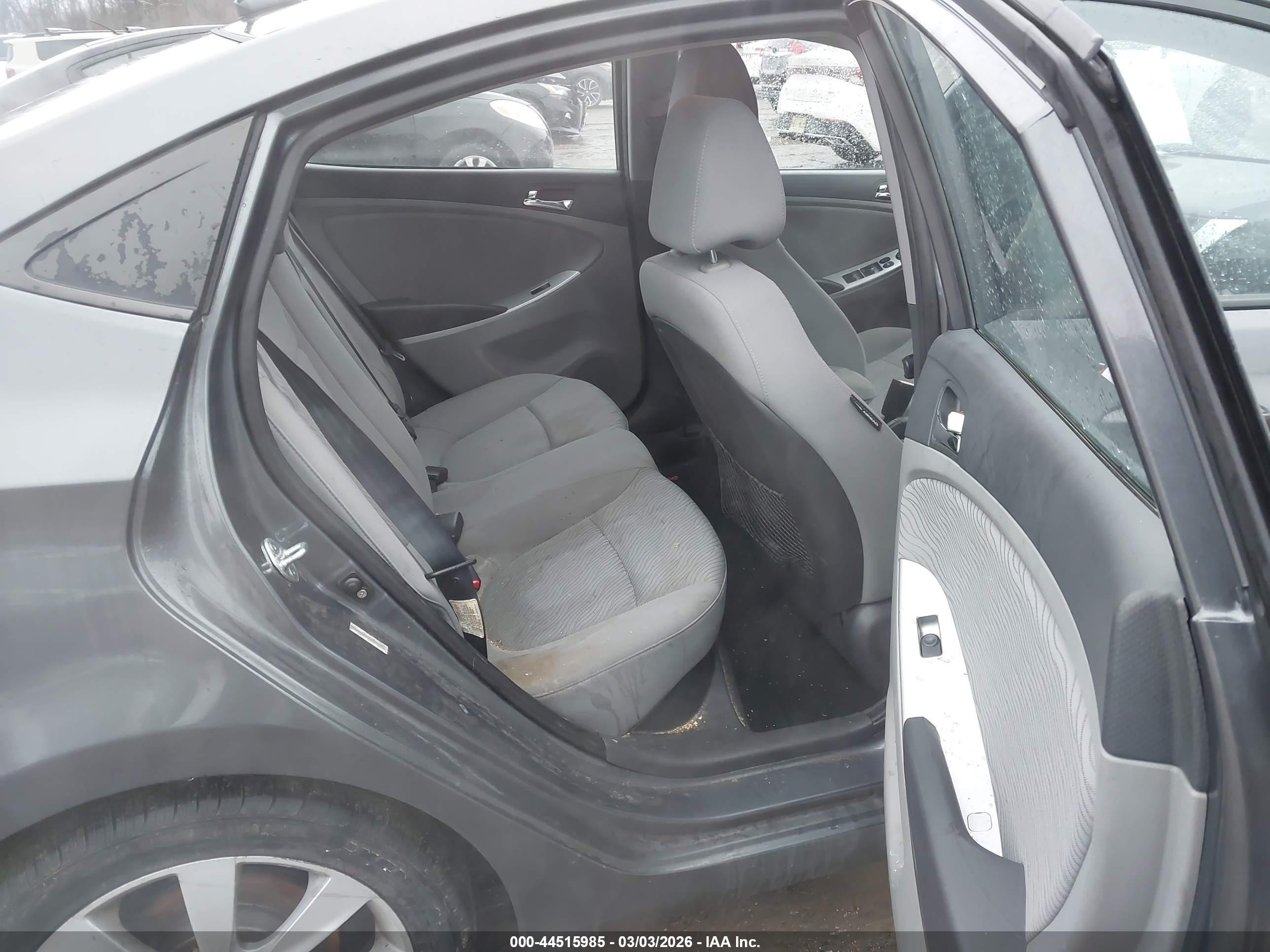 2012 Hyundai Accent Gls Gray vin: KMHCU4AE1CU239228