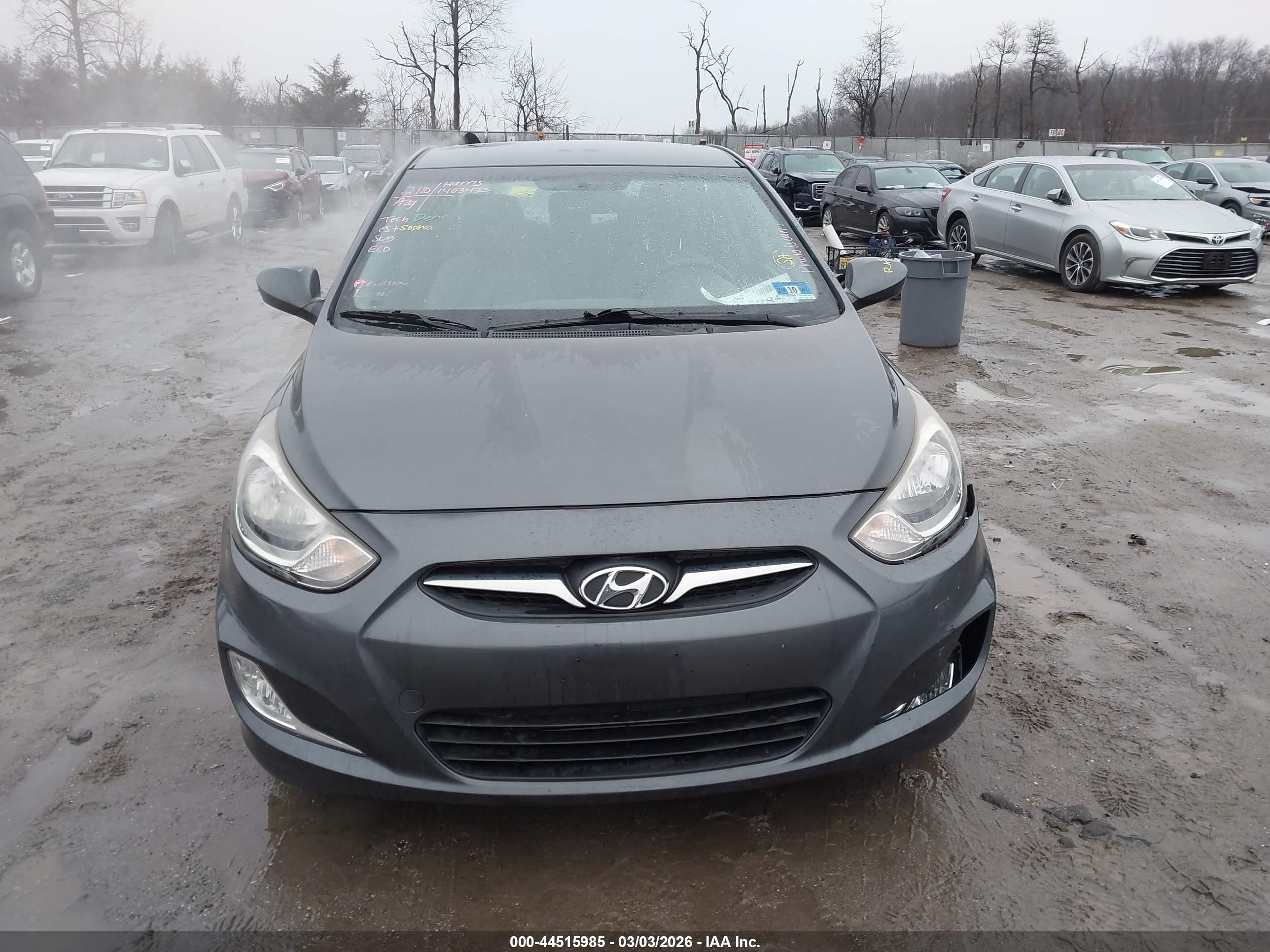 2012 Hyundai Accent Gls Gray vin: KMHCU4AE1CU239228