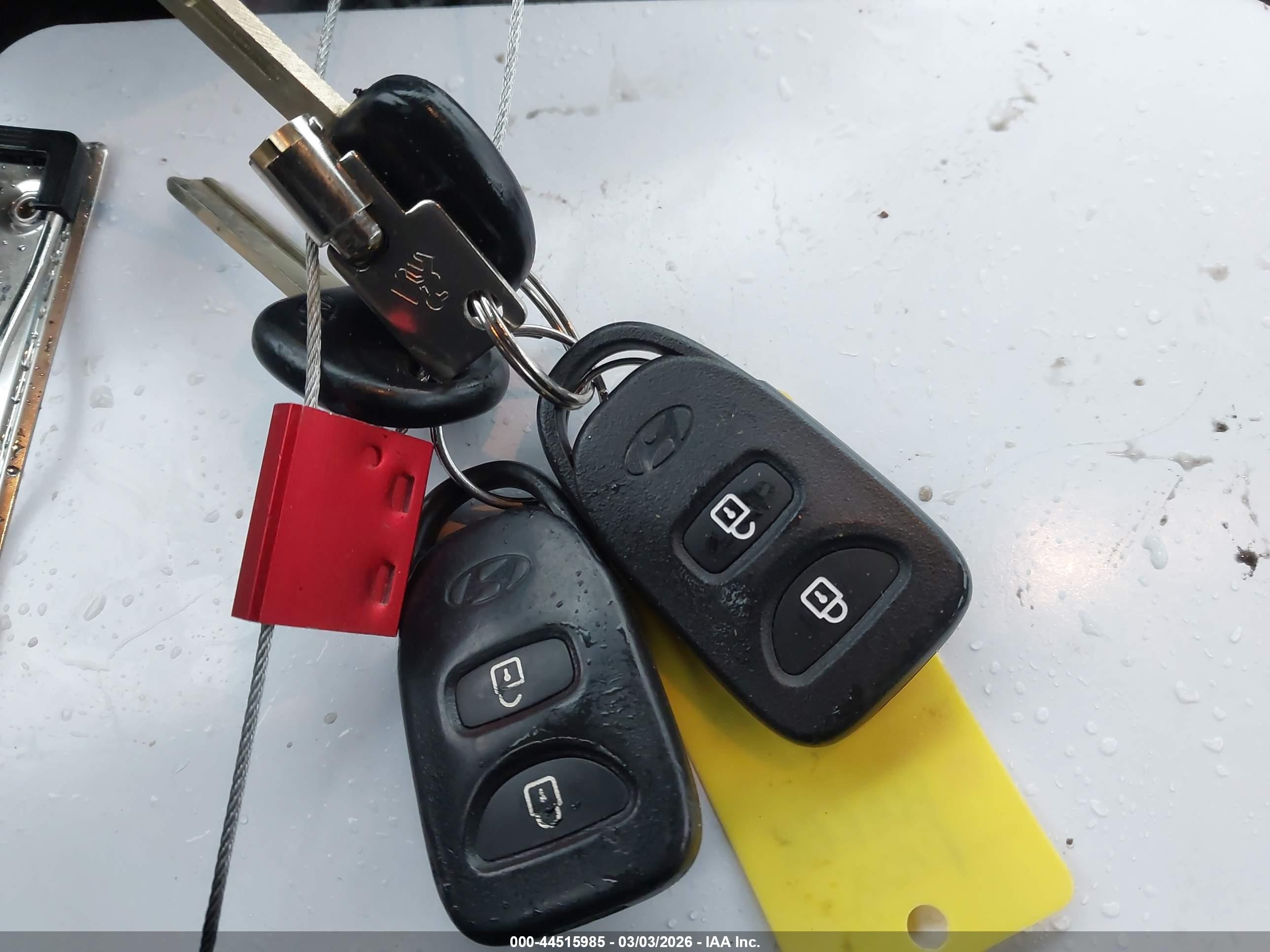 2012 Hyundai Accent Gls Gray vin: KMHCU4AE1CU239228