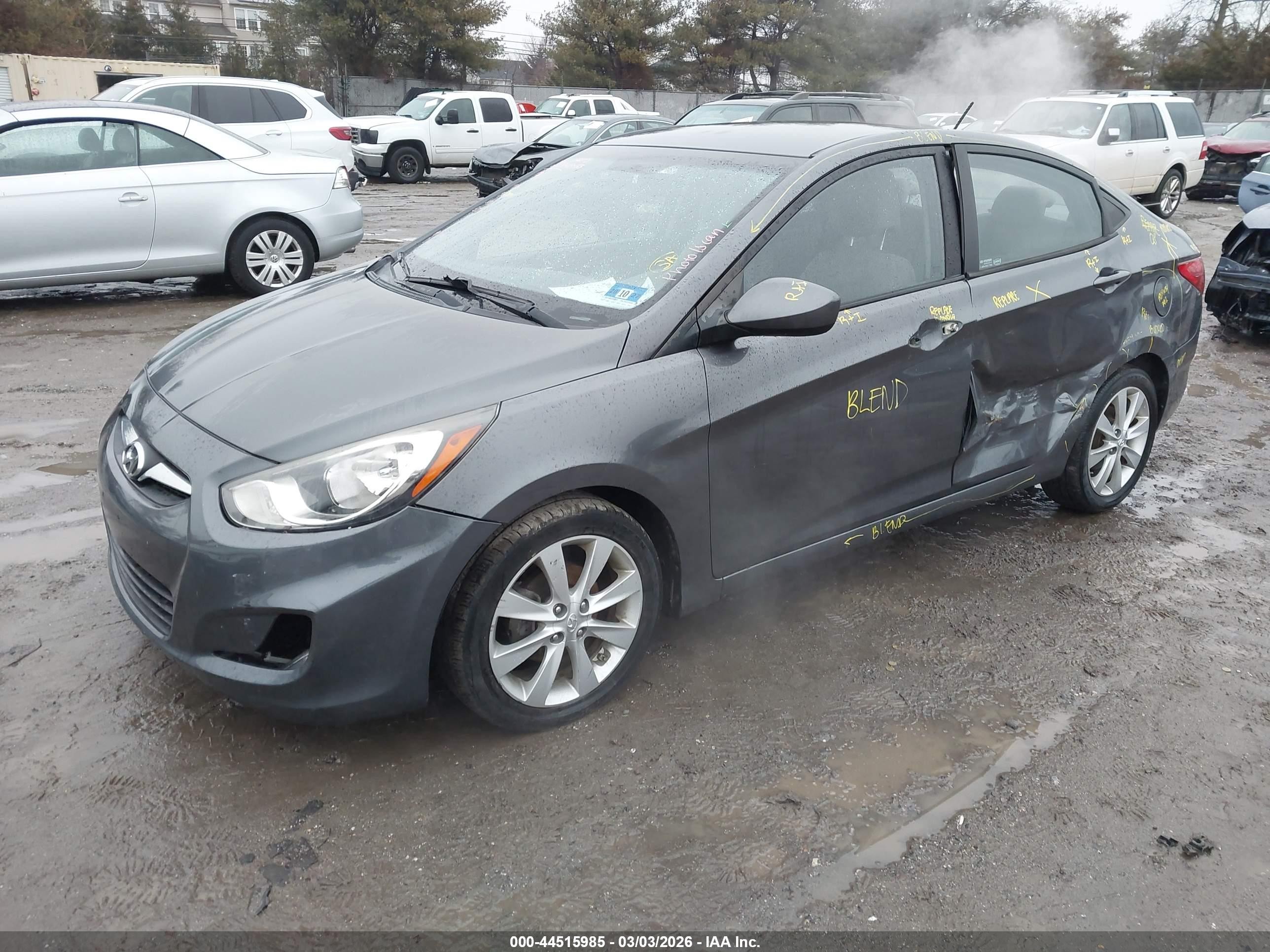 2012 Hyundai Accent Gls Gray vin: KMHCU4AE1CU239228