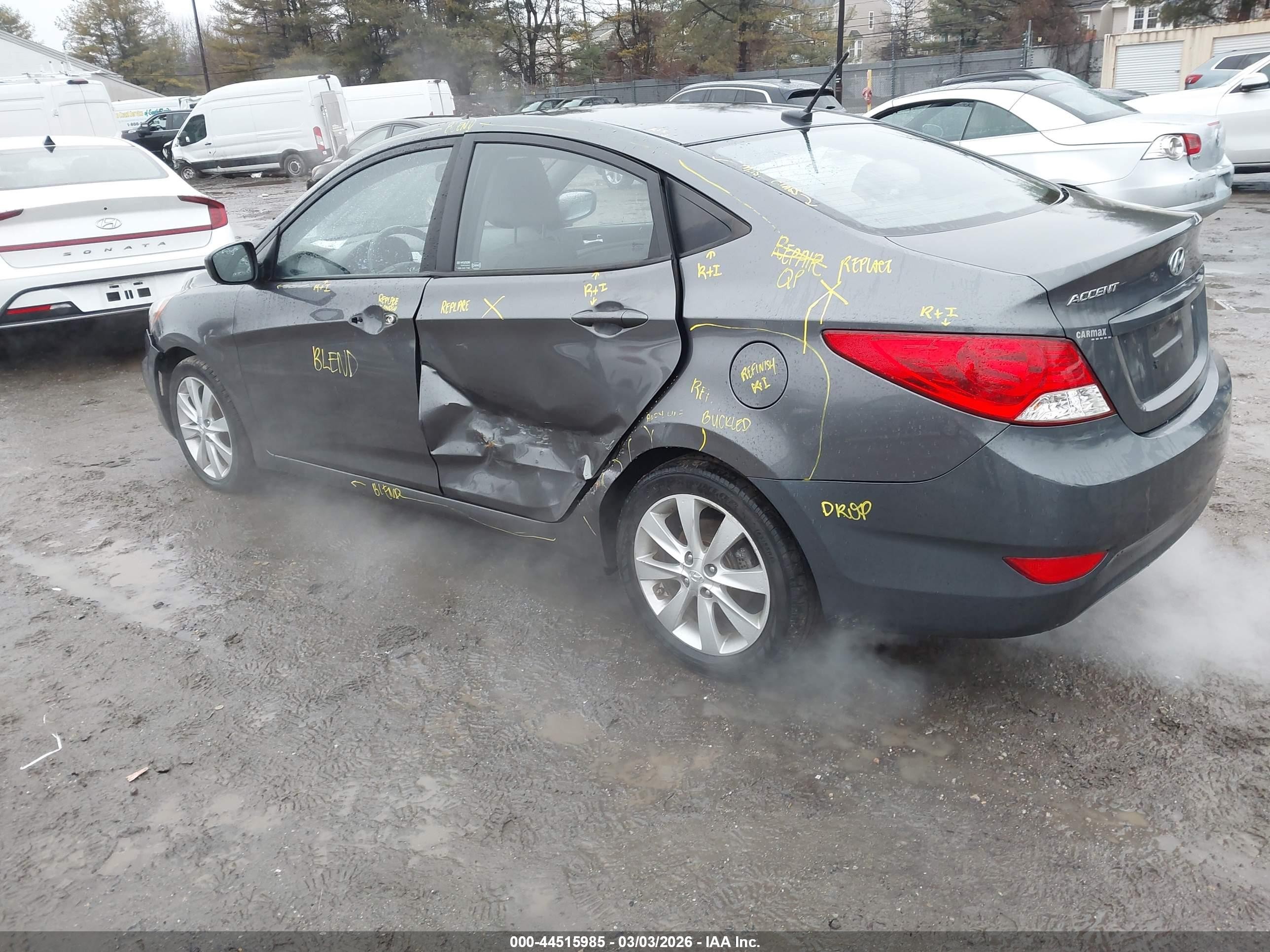 2012 Hyundai Accent Gls Gray vin: KMHCU4AE1CU239228