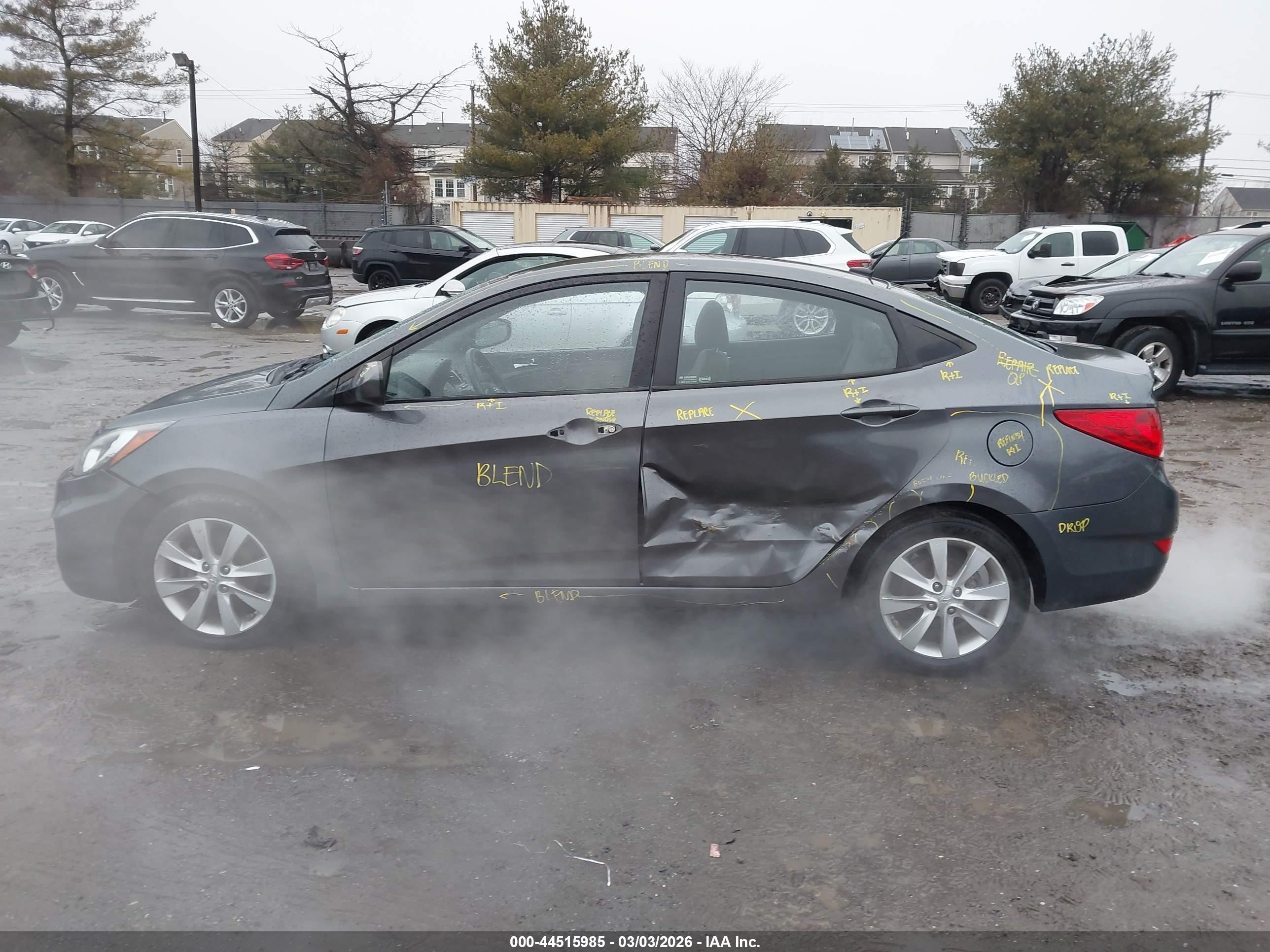 2012 Hyundai Accent Gls Gray vin: KMHCU4AE1CU239228
