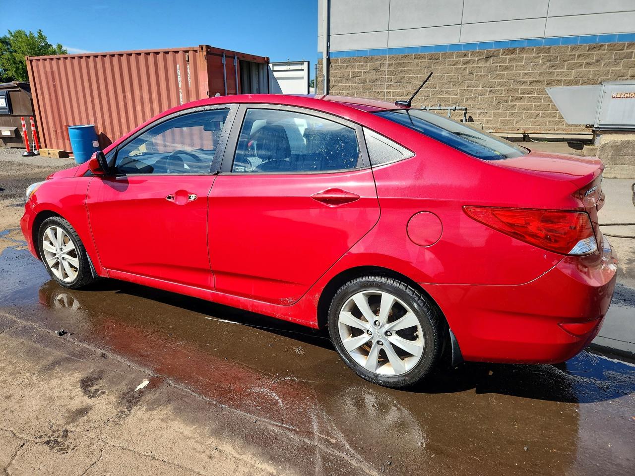 2013 Hyundai Accent Gls Red vin: KMHCU4AE1DU319257