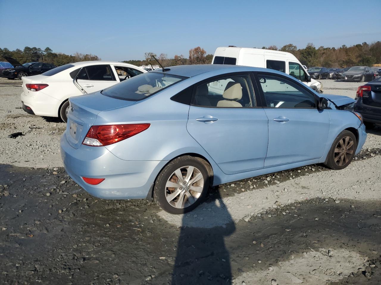 2013 Hyundai Accent Gls Teal vin: KMHCU4AE1DU320313