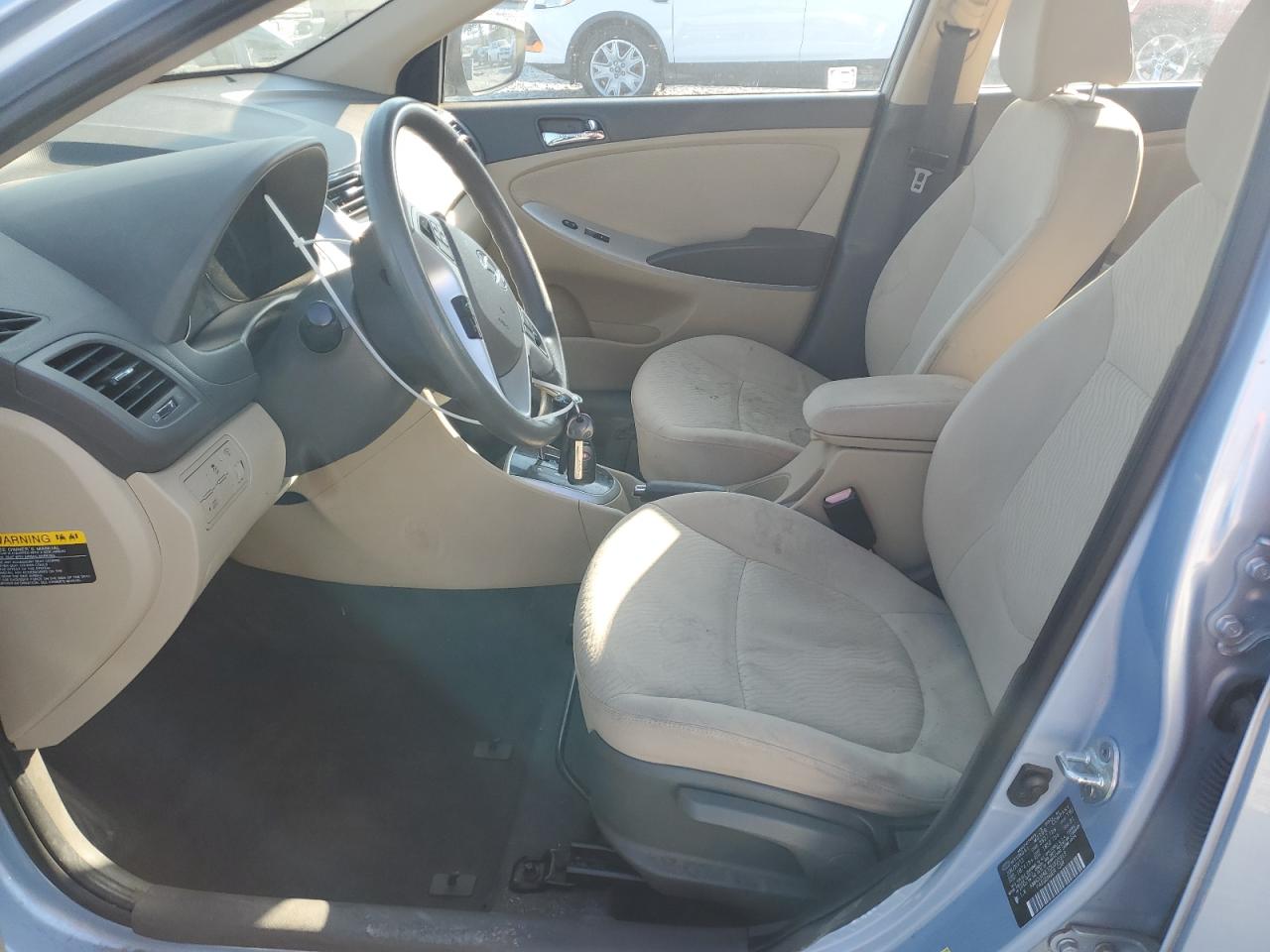 2013 Hyundai Accent Gls Teal vin: KMHCU4AE1DU320313