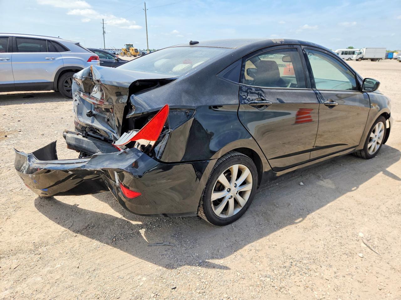 2013 Hyundai Accent Gls Black vin: KMHCU4AE1DU441830