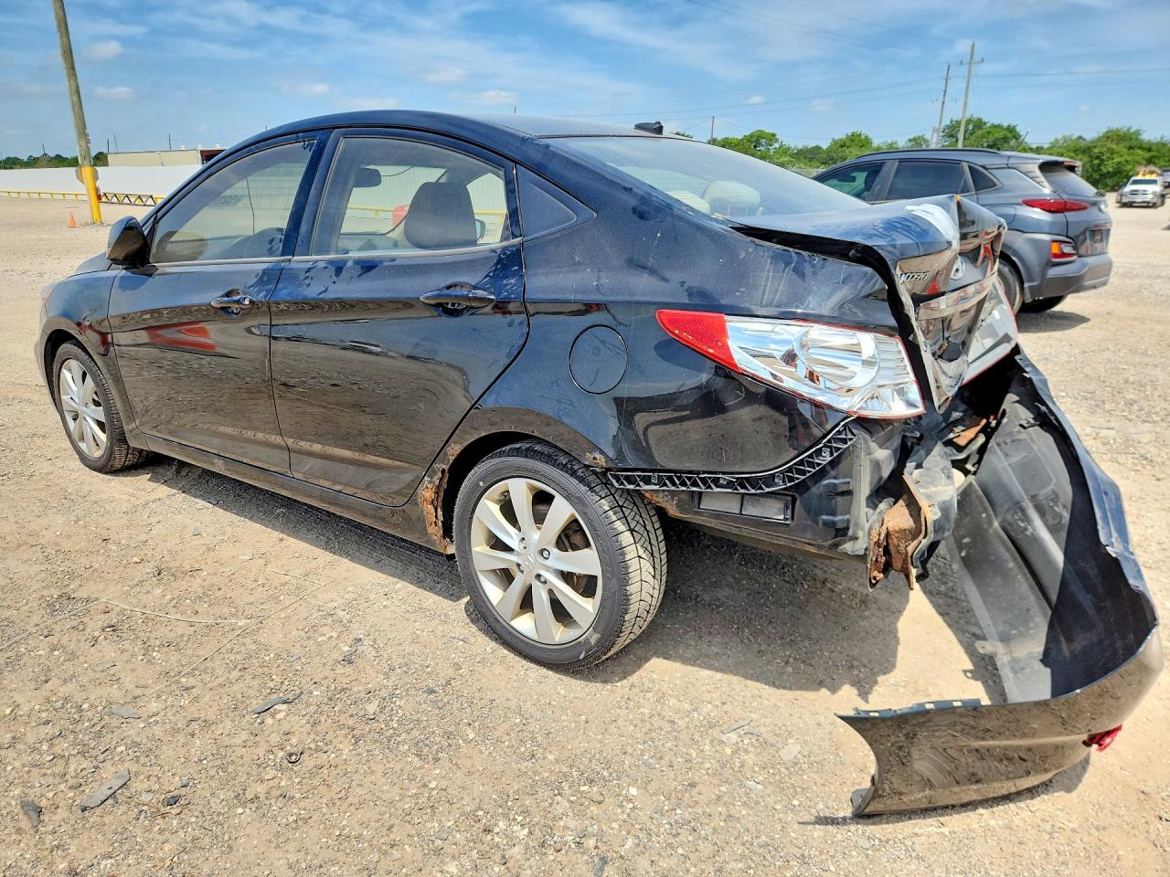 2013 Hyundai Accent Gls Black vin: KMHCU4AE1DU441830
