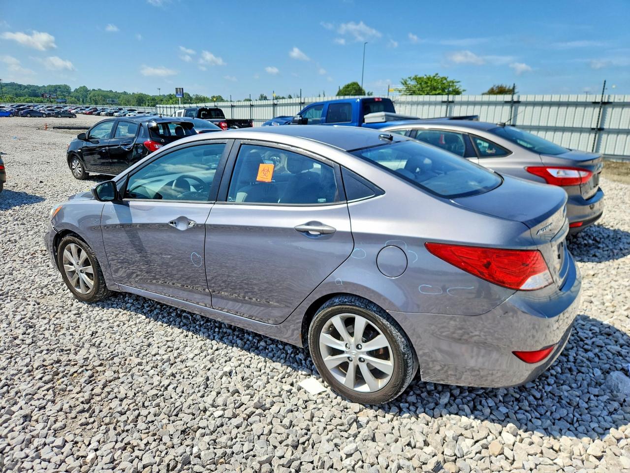 2013 Hyundai Accent Gls Gray vin: KMHCU4AE1DU473323
