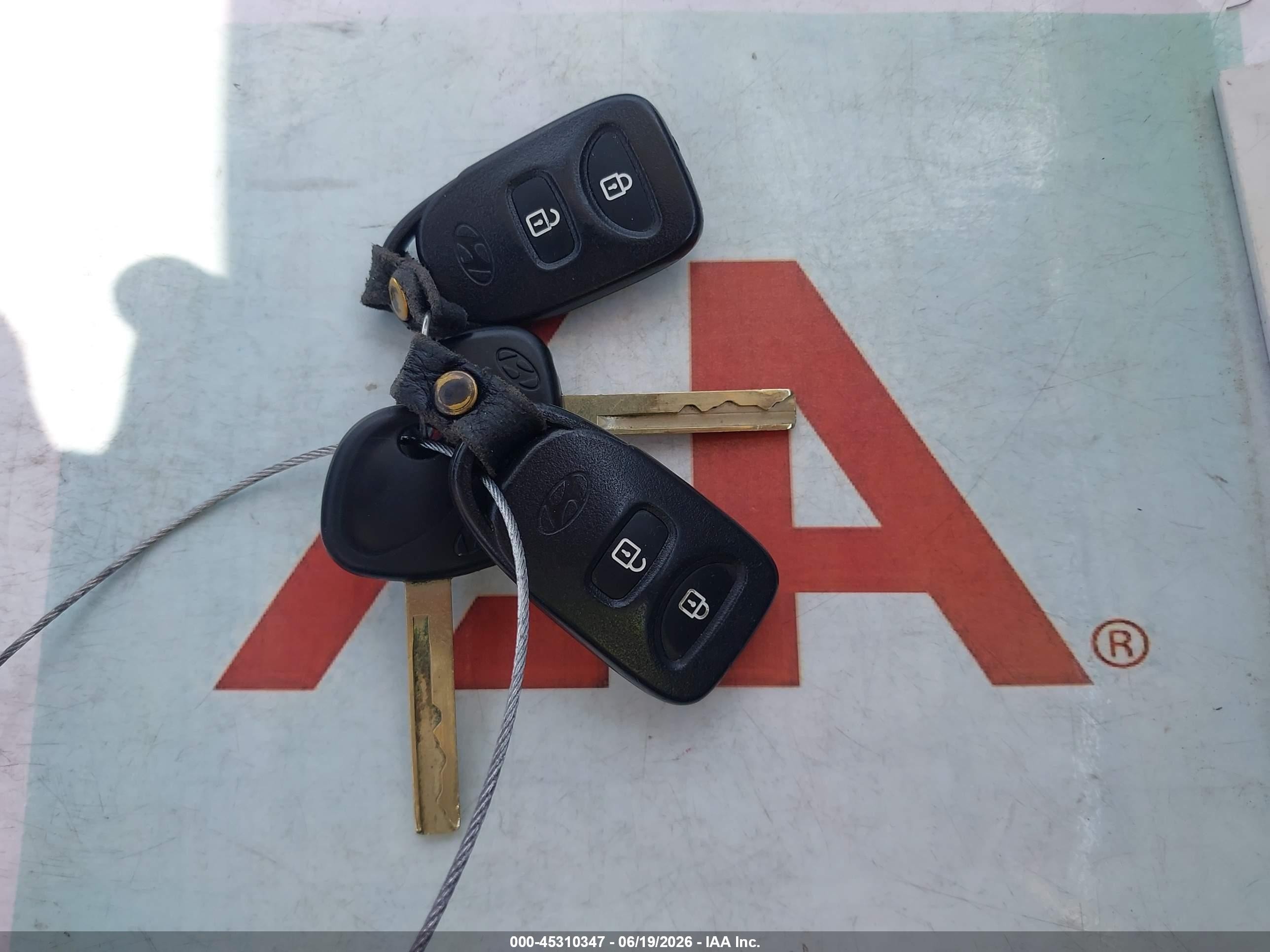 2014 Hyundai Accent Gls Синий vin: KMHCU4AE1EU612027