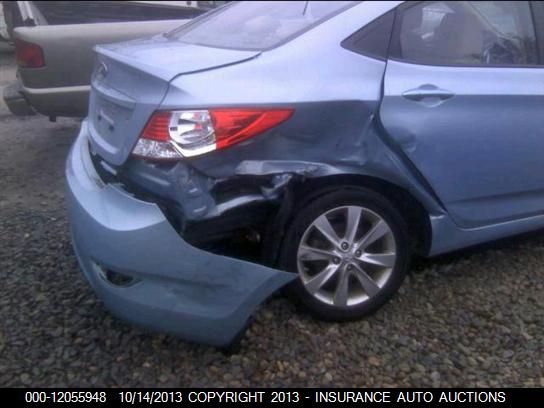 2012 Hyundai Accent Gls 4-door vin: KMHCU4AE2CU072278