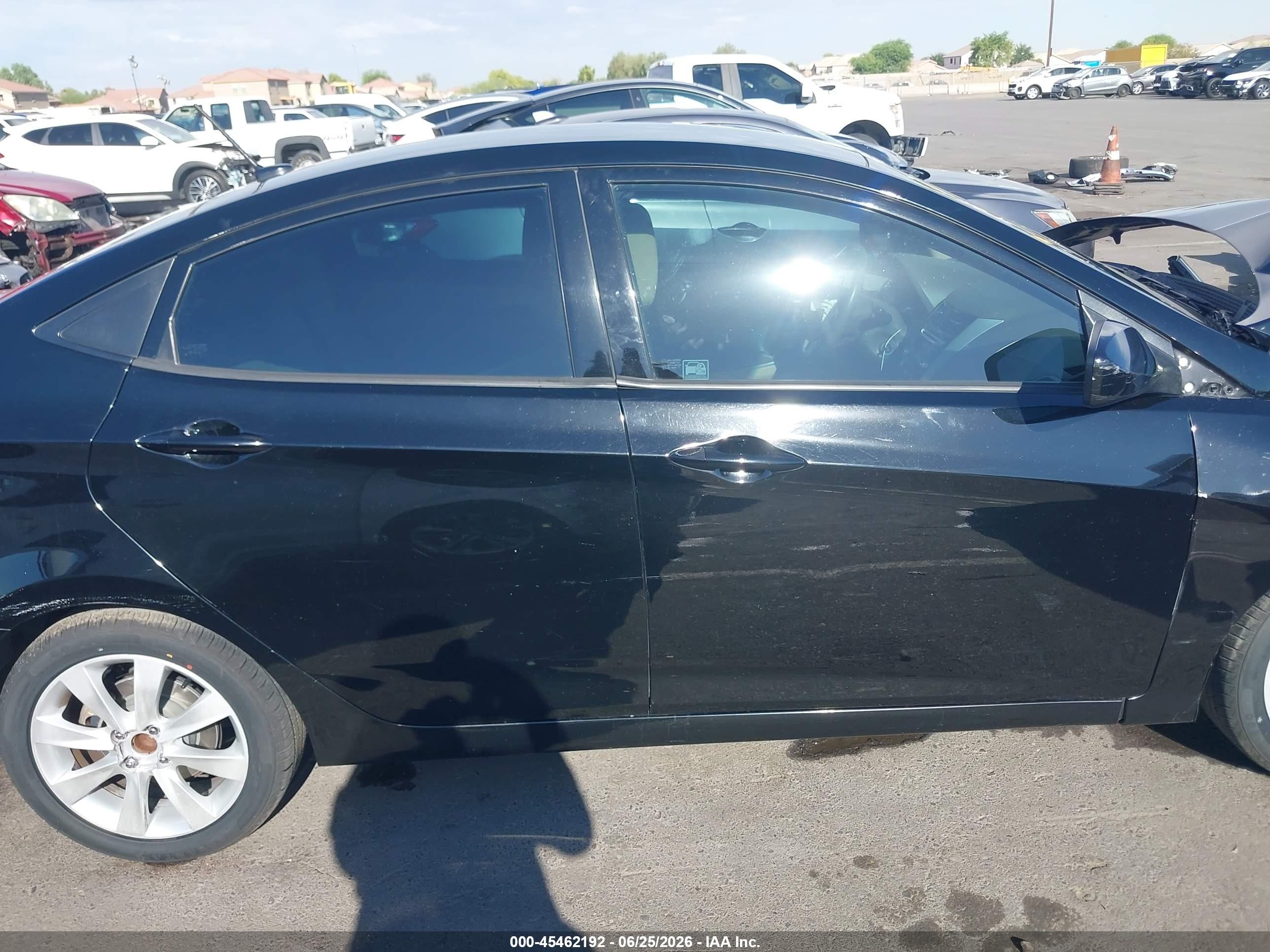 2012 Hyundai Accent Gls Black vin: KMHCU4AE2CU137016