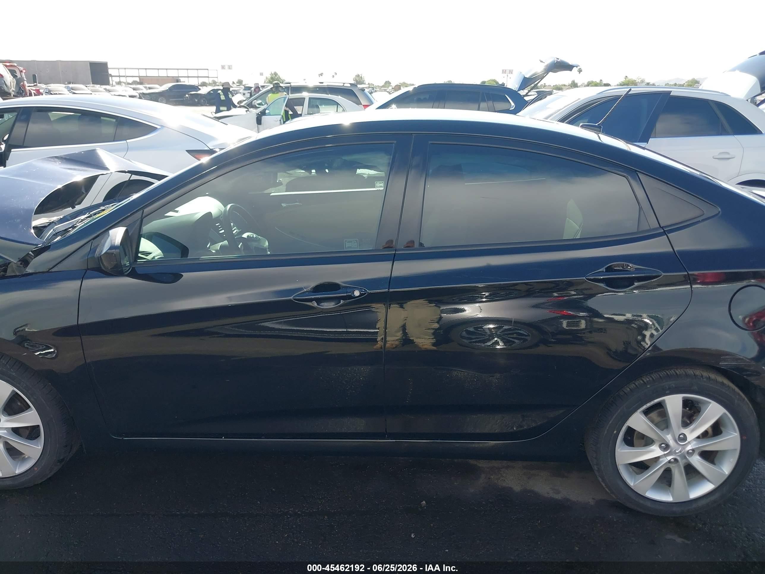 2012 Hyundai Accent Gls Black vin: KMHCU4AE2CU137016