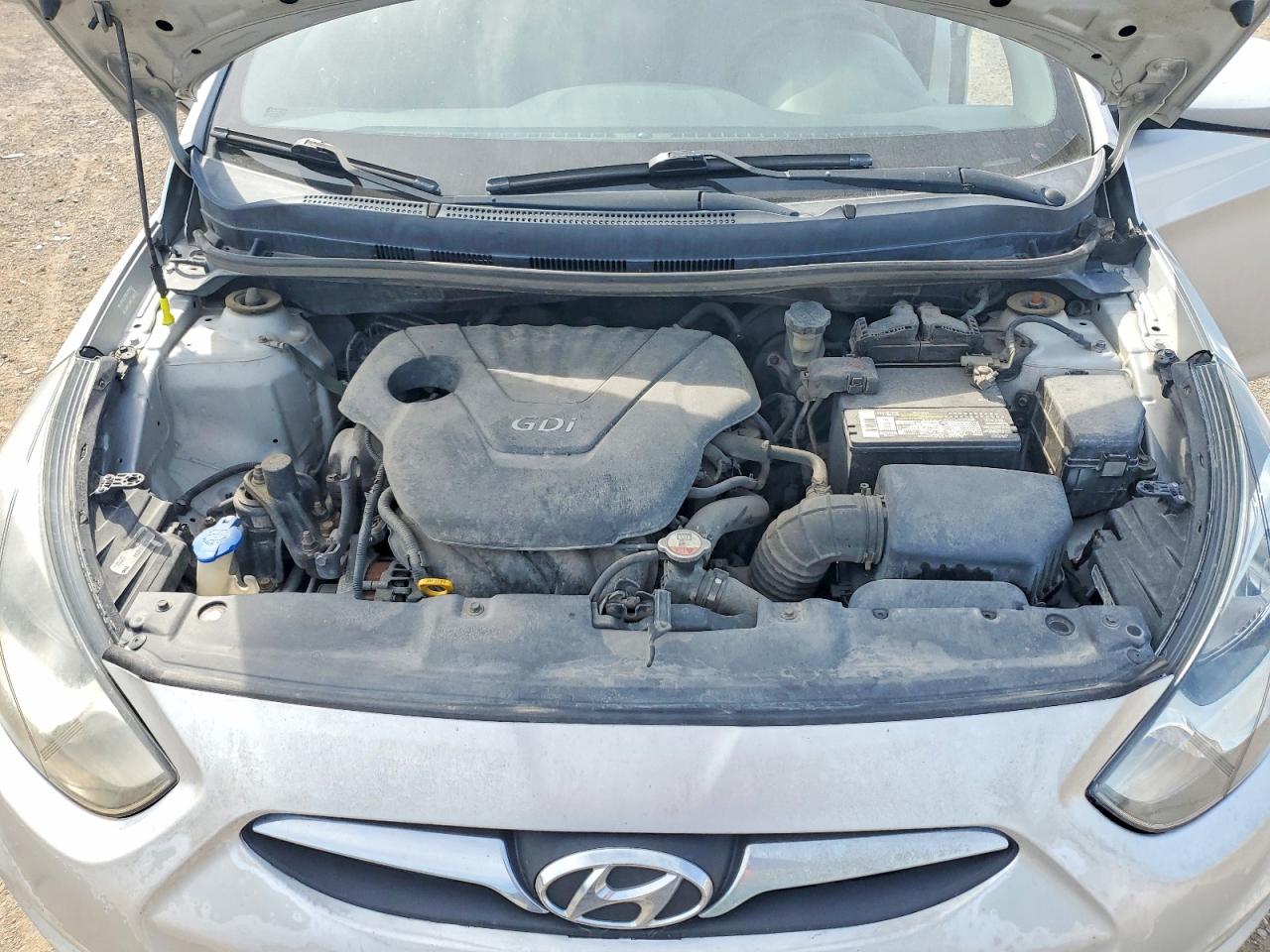 2012 Hyundai Accent Gls Silver vin: KMHCU4AE2CU180755