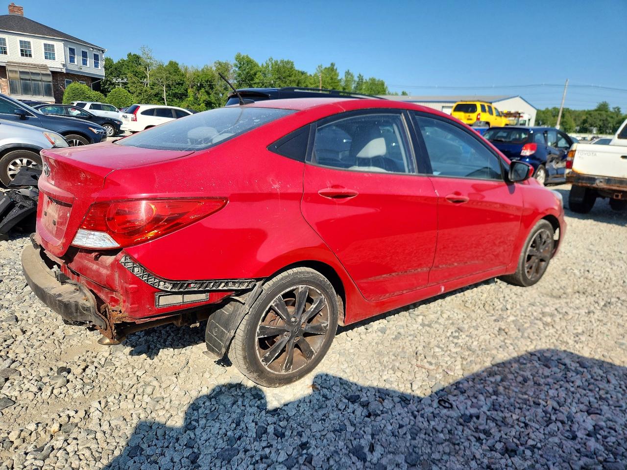 2012 Hyundai Accent Gls Red vin: KMHCU4AE2CU241036