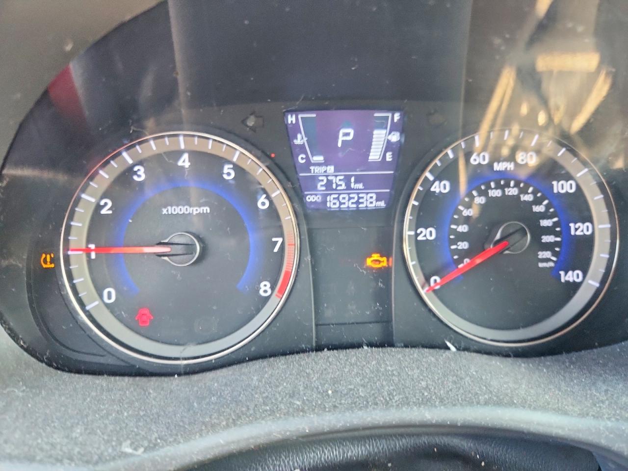 2012 Hyundai Accent Gls Red vin: KMHCU4AE2CU241036