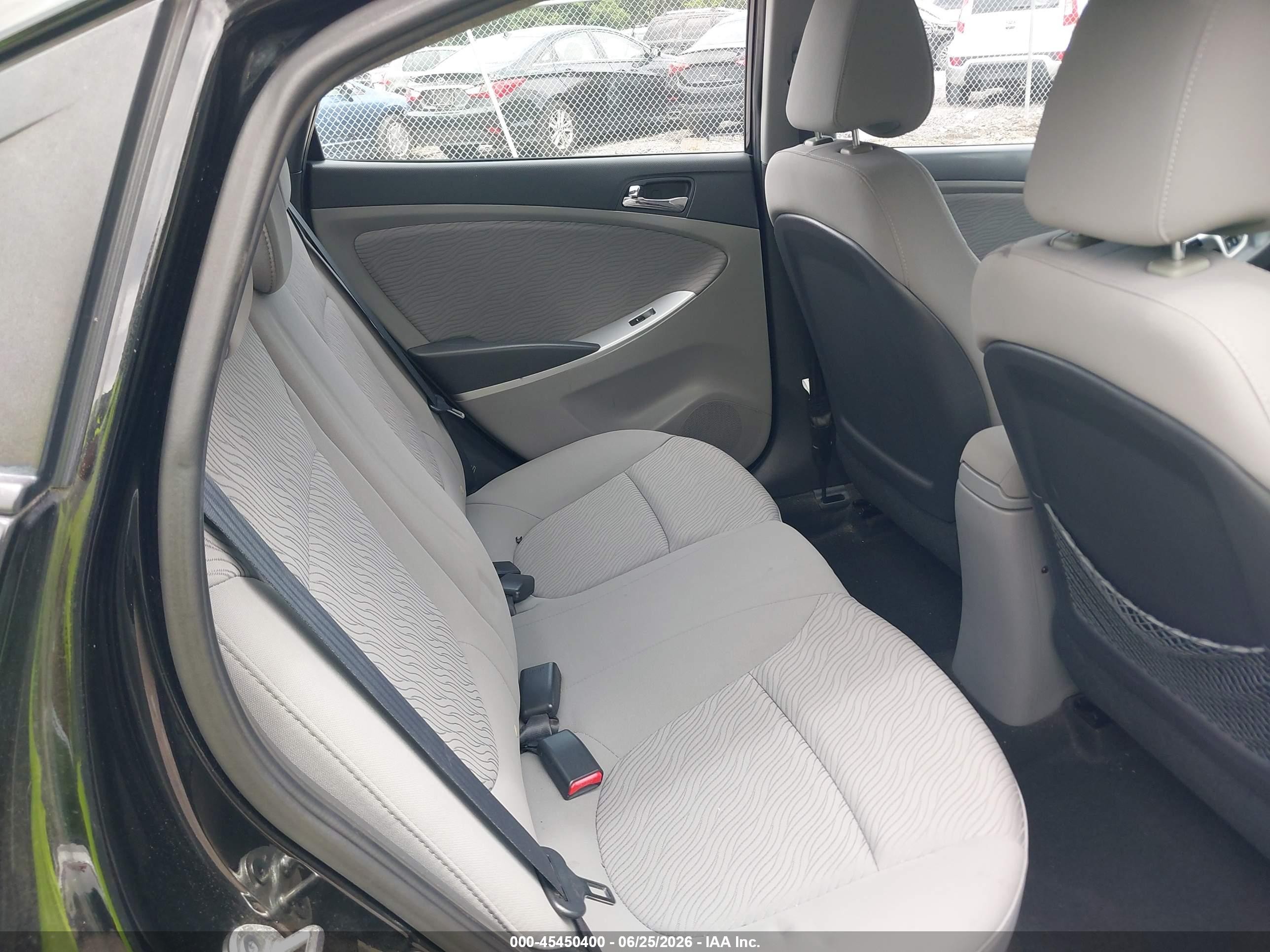 2013 Hyundai Accent Gls Black vin: KMHCU4AE2DU293820