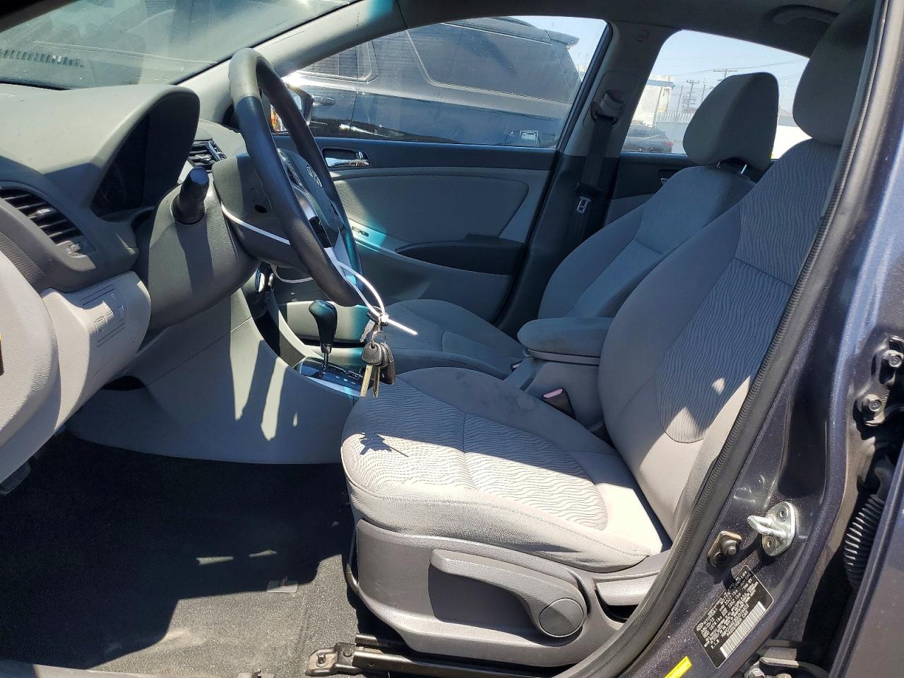 2013 Hyundai Accent Gls Gray vin: KMHCU4AE2DU316402