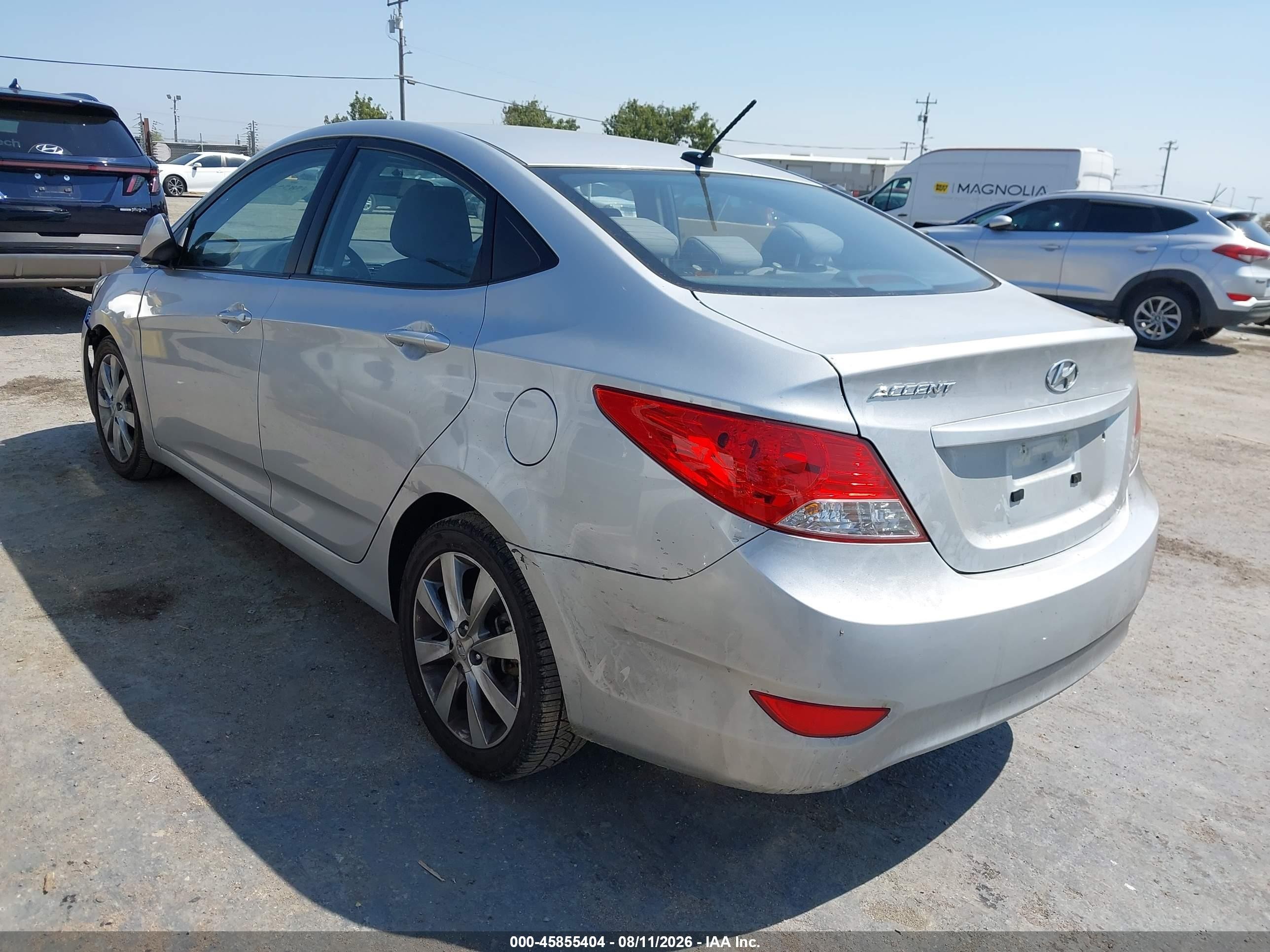 2013 Hyundai Accent Gls Gray vin: KMHCU4AE2DU443425