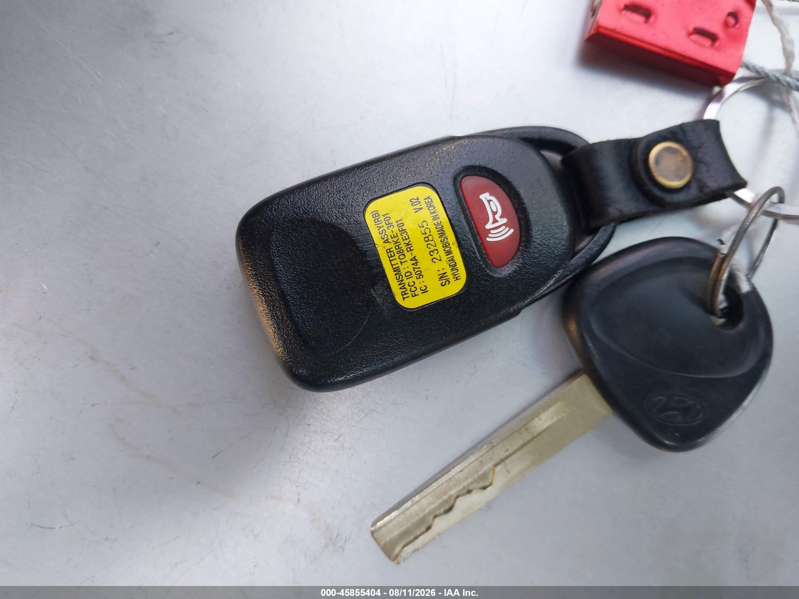 2013 Hyundai Accent Gls Gray vin: KMHCU4AE2DU443425