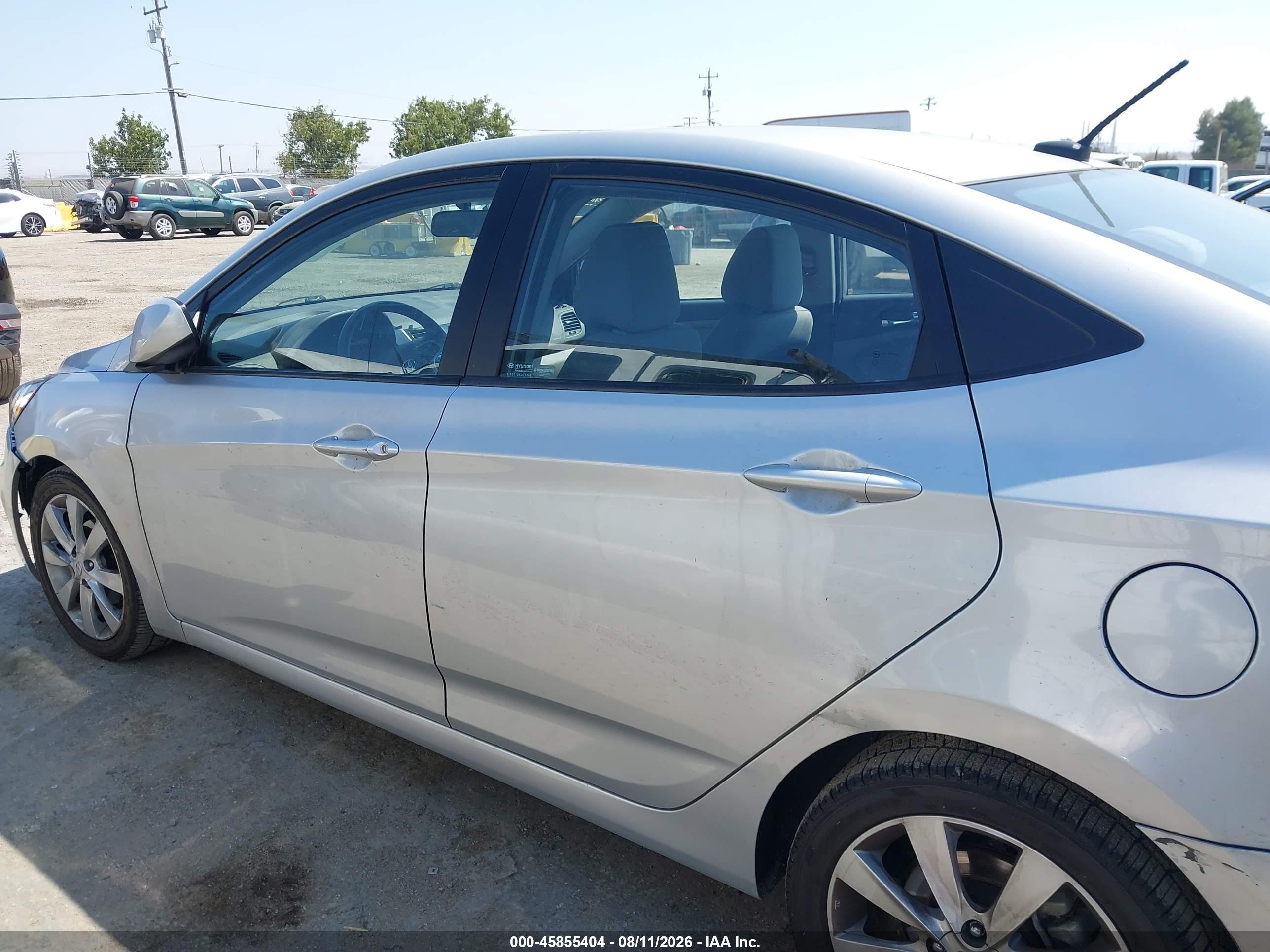 2013 Hyundai Accent Gls Gray vin: KMHCU4AE2DU443425