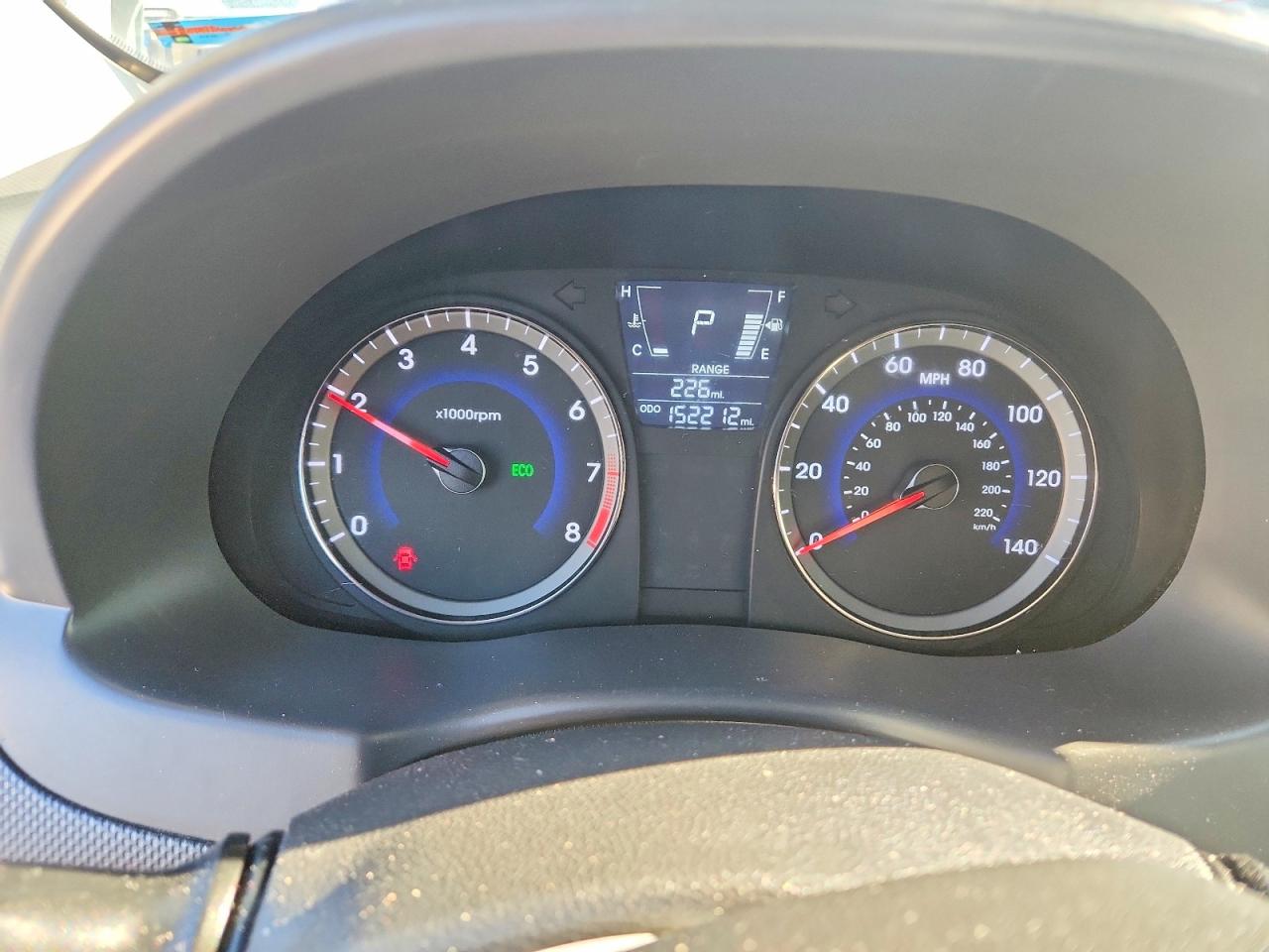 2014 Hyundai Accent Gls Silver vin: KMHCU4AE2EU752815