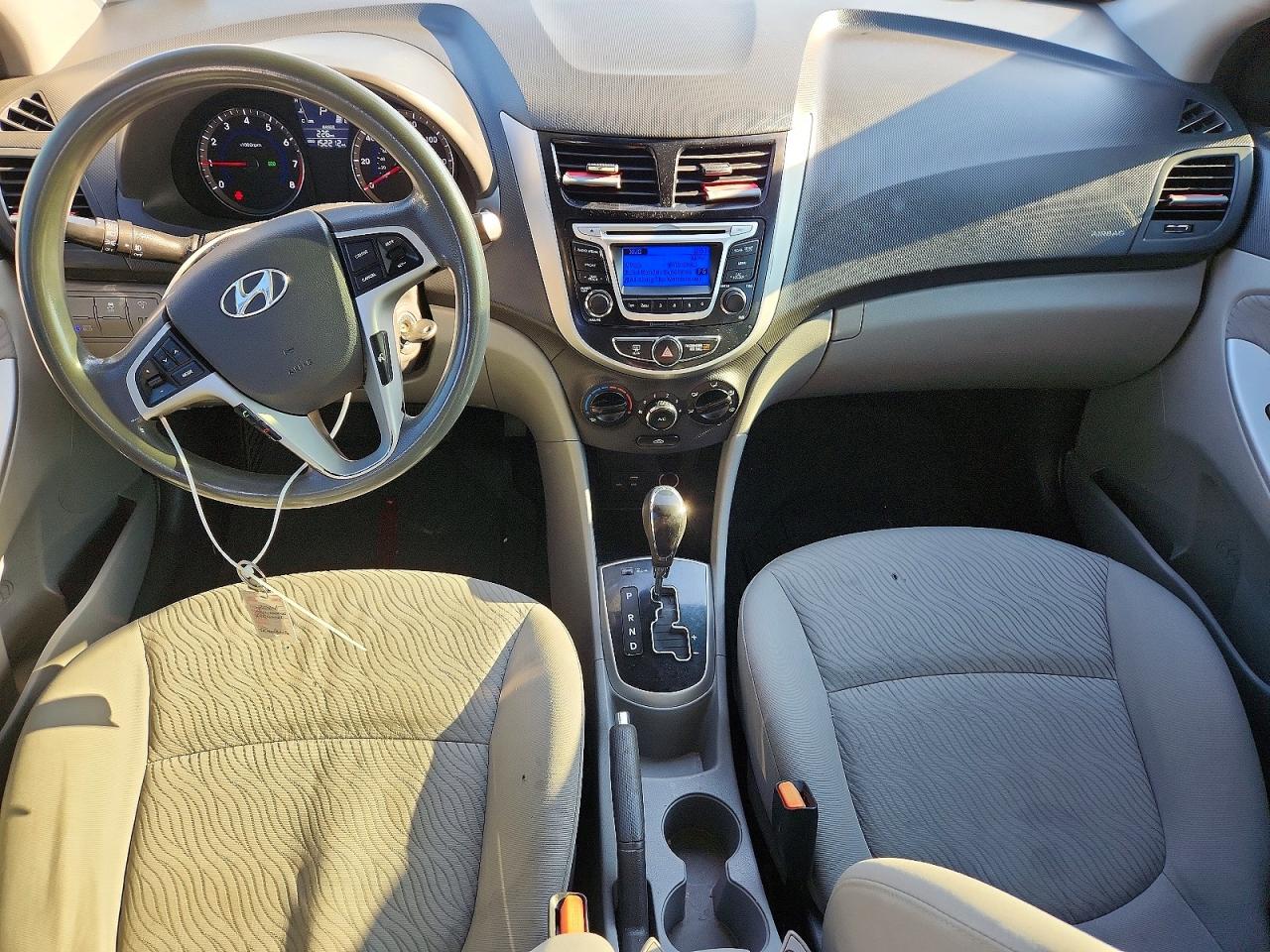 2014 Hyundai Accent Gls Silver vin: KMHCU4AE2EU752815