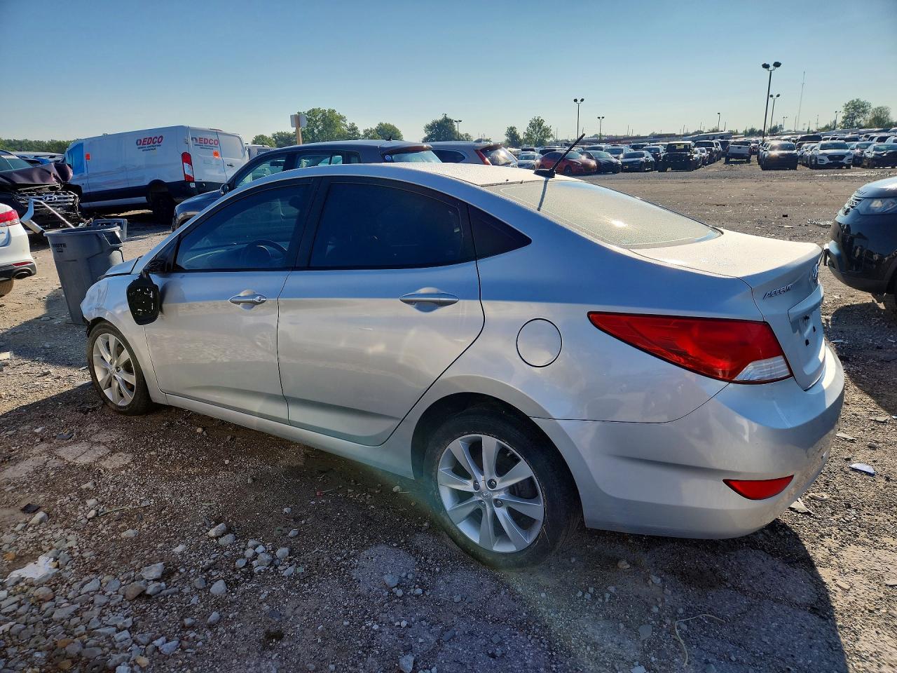 2014 Hyundai Accent Gls Silver vin: KMHCU4AE2EU752815