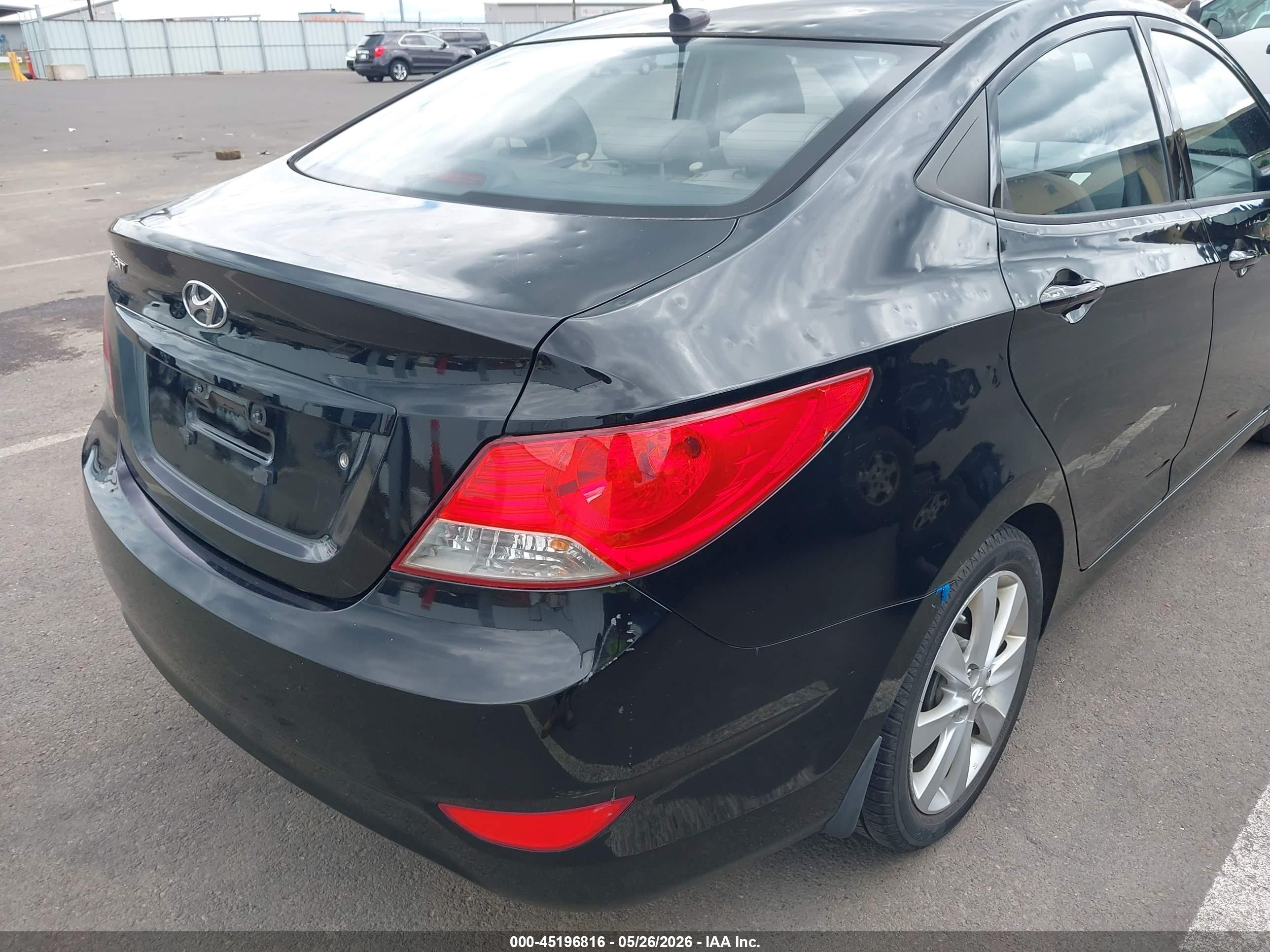 2014 Hyundai Accent Gls Black vin: KMHCU4AE2EU767475