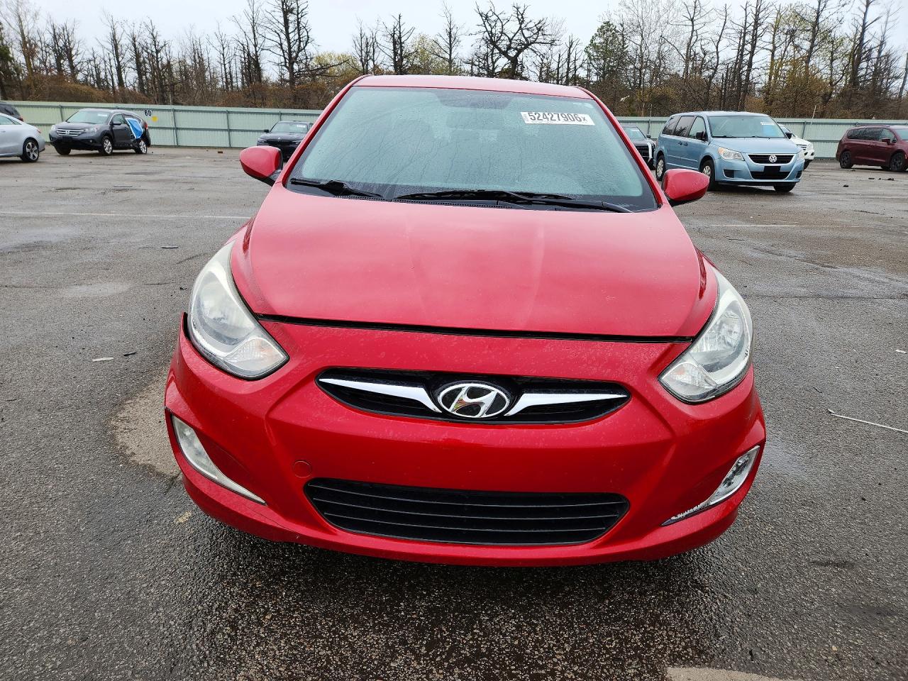 2013 Hyundai Accent Gls Red vin: KMHCU4AE3DU404892