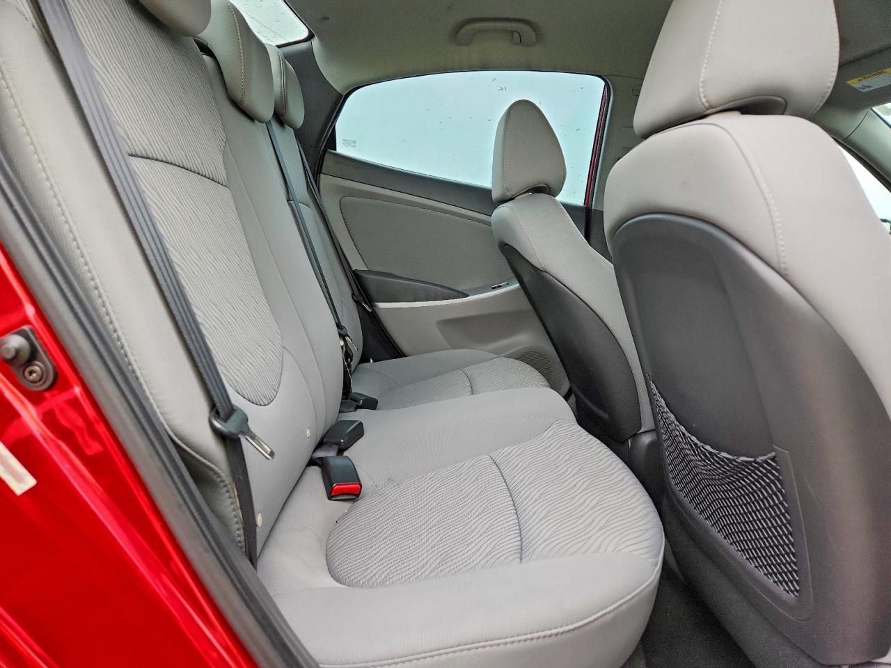 2013 Hyundai Accent Gls Red vin: KMHCU4AE3DU404892