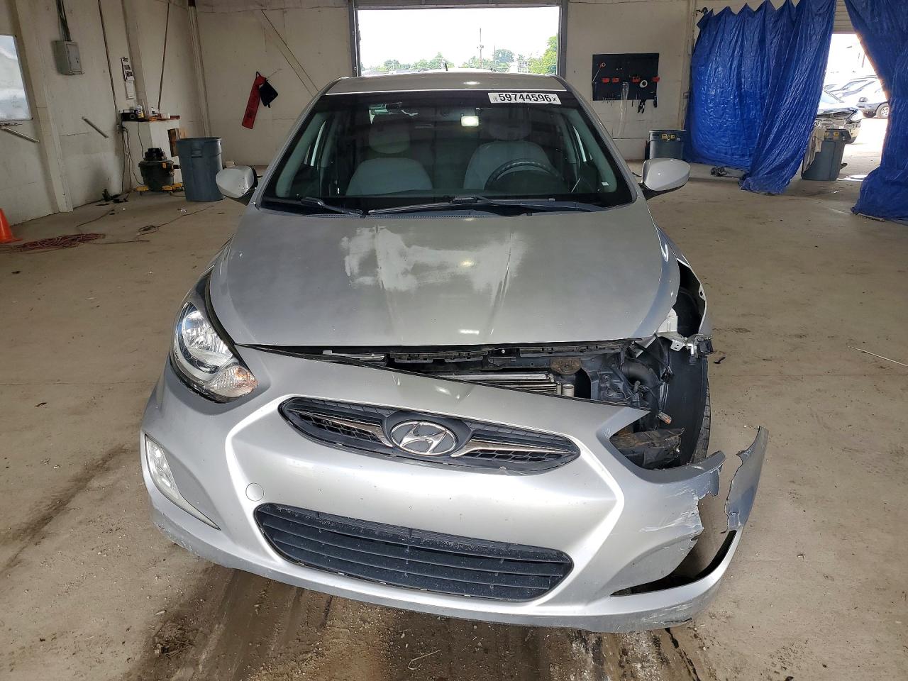 2013 Hyundai Accent Gls Silver vin: KMHCU4AE3DU442543