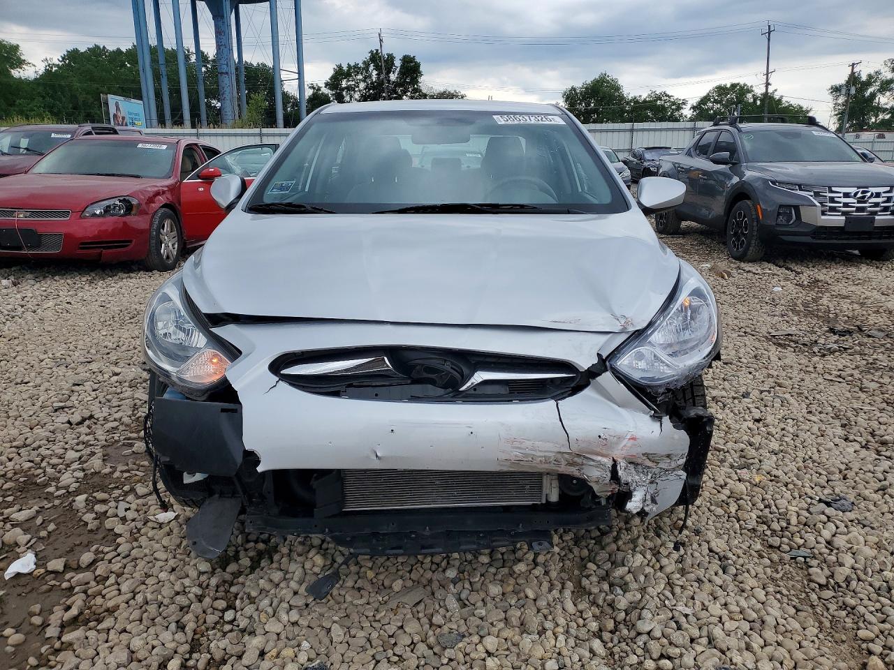 2013 Hyundai Accent Gls Silver vin: KMHCU4AE3DU444289