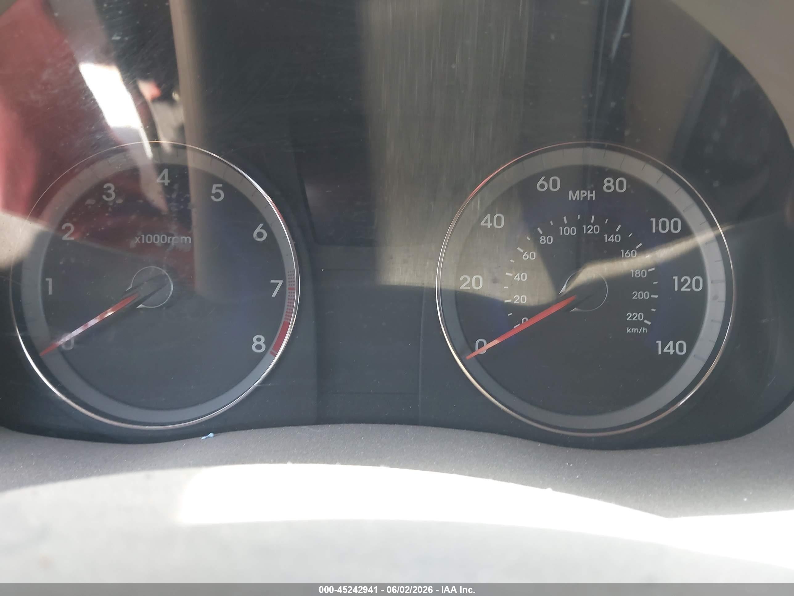 2013 Hyundai Accent Gls Белый vin: KMHCU4AE3DU461979