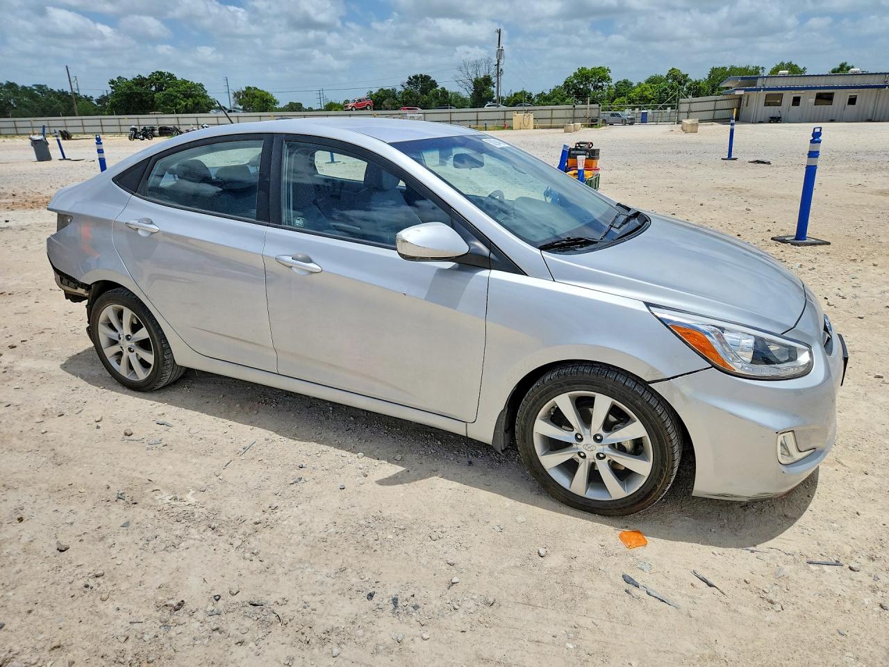 2014 Hyundai Accent Gls Silver vin: KMHCU4AE3EU676750