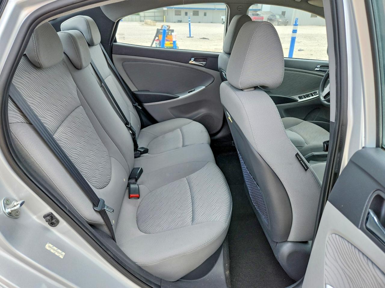 2014 Hyundai Accent Gls Silver vin: KMHCU4AE3EU676750