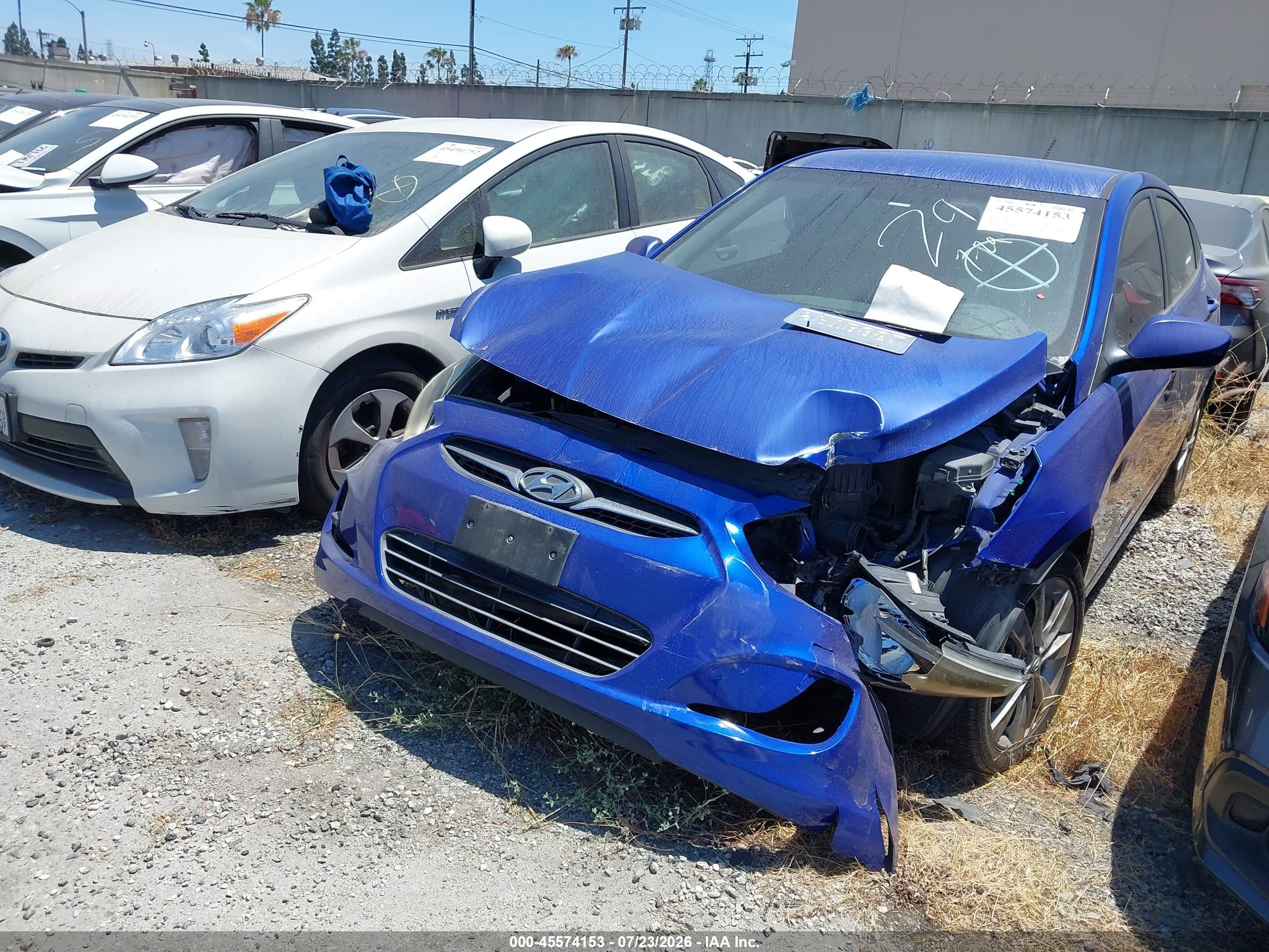 2012 Hyundai Accent Gls Blue vin: KMHCU4AE4CU139043